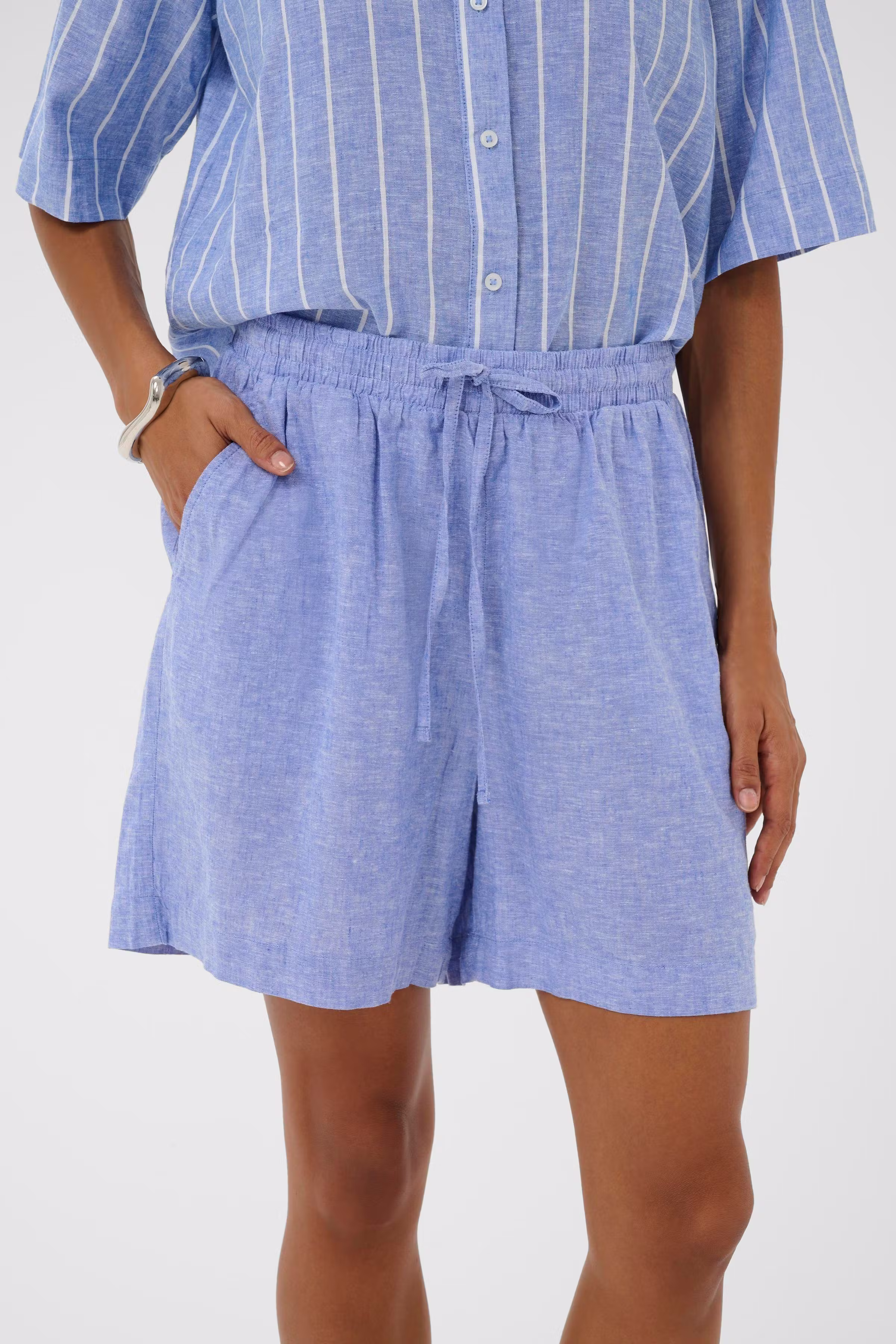 CUarletty Shorts LOOKBOOK DETAIL 50112789-144214