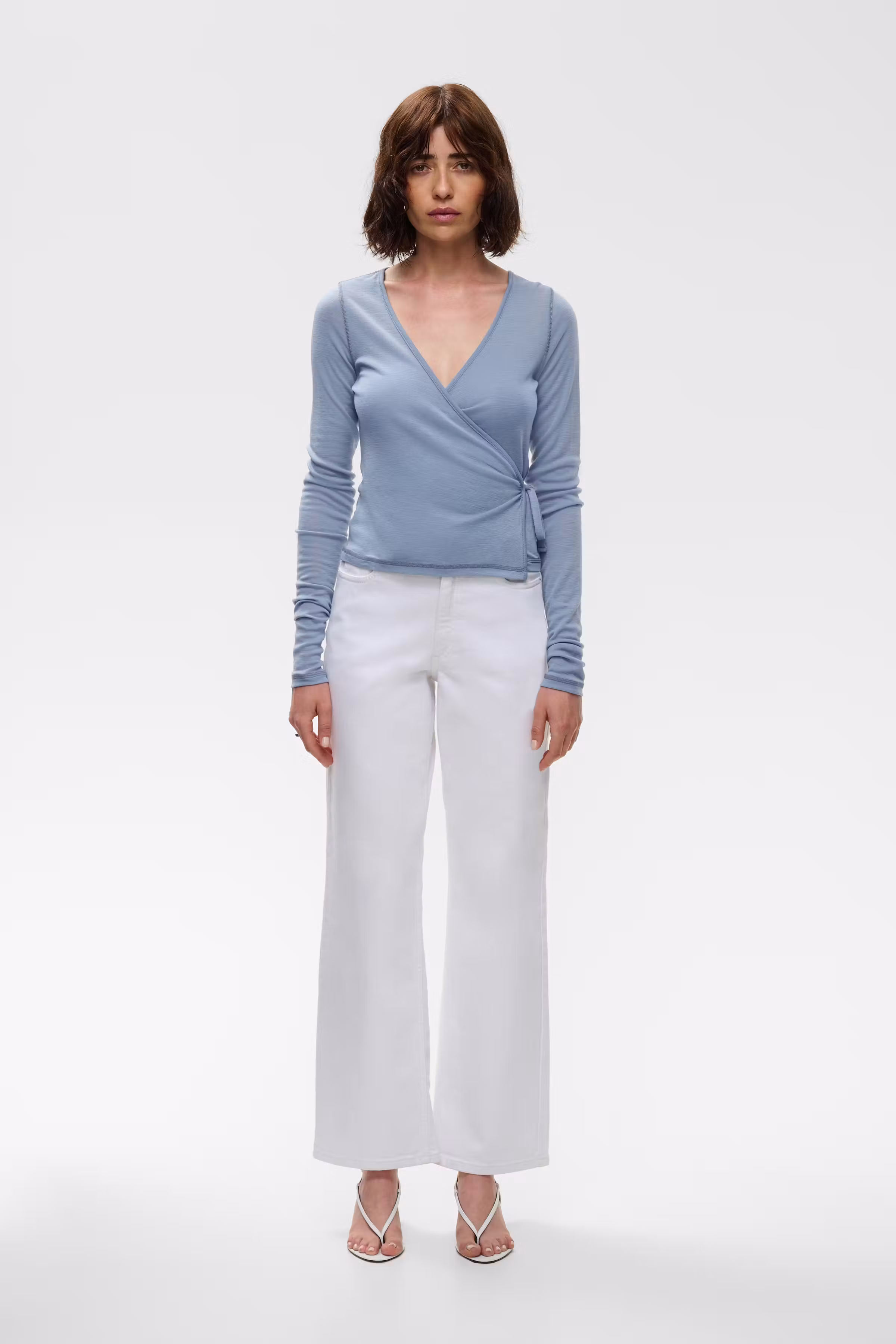 IOFINE WRAP TOP LOOKBOOK FRONT 30600120-BL842