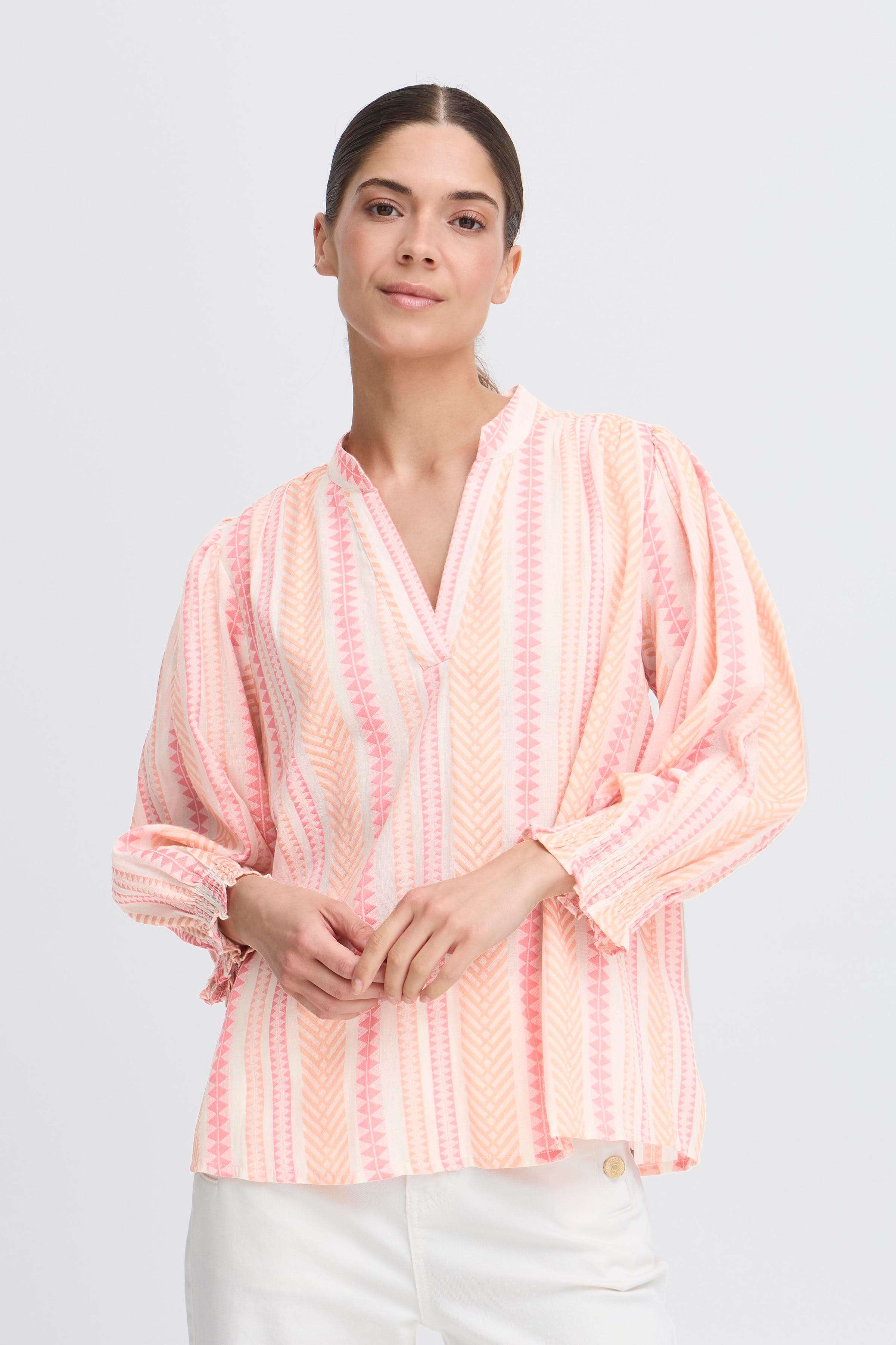 PZTHEA Bluse LOOKBOOK FRONT 50208964-204784