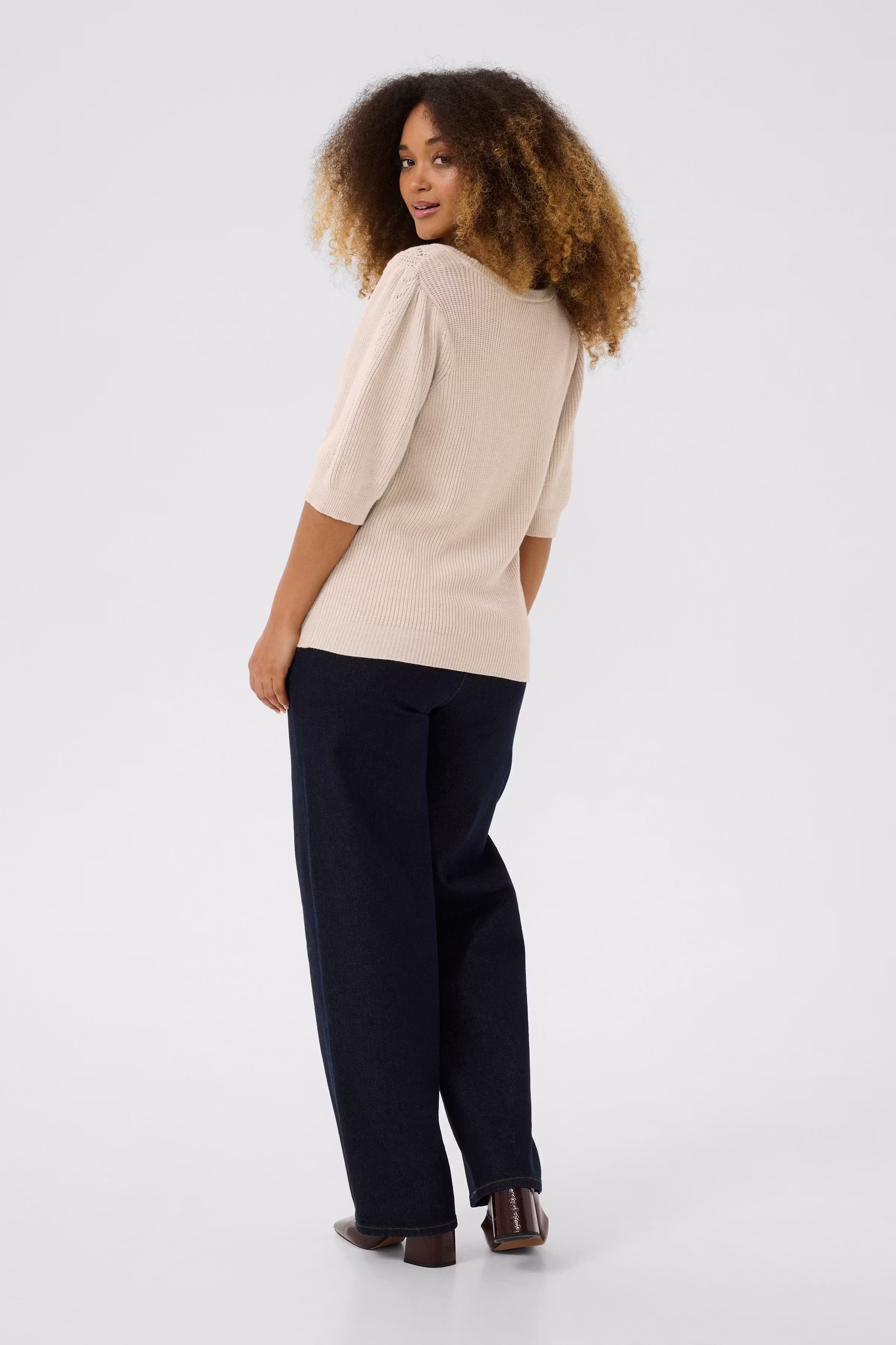 CRDela Pullover LOOKBOOK BACK 10613961-1304041