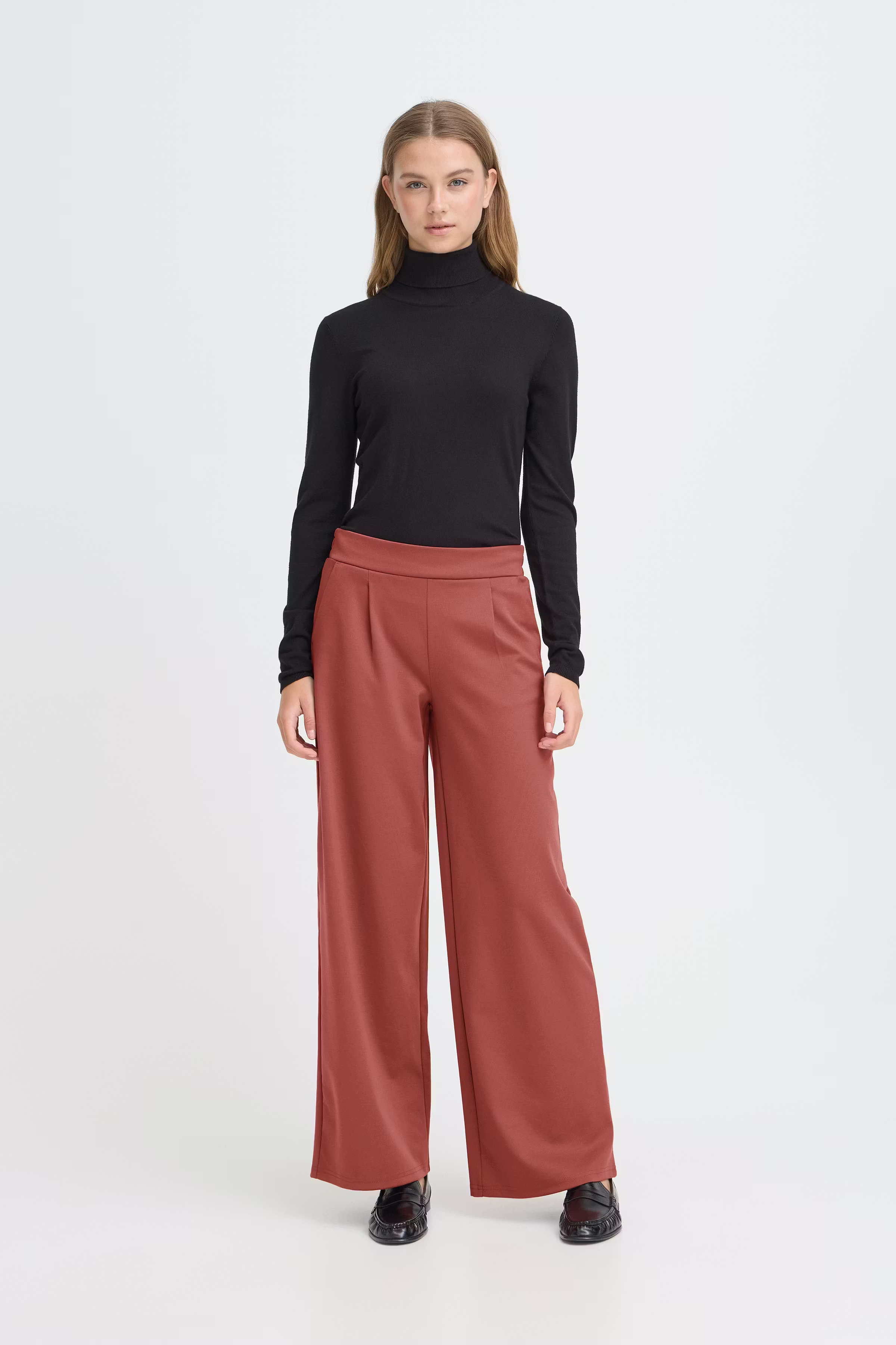 IHKATE LONG WIDE Broek LOOKBOOK FRONT 20118337-191533