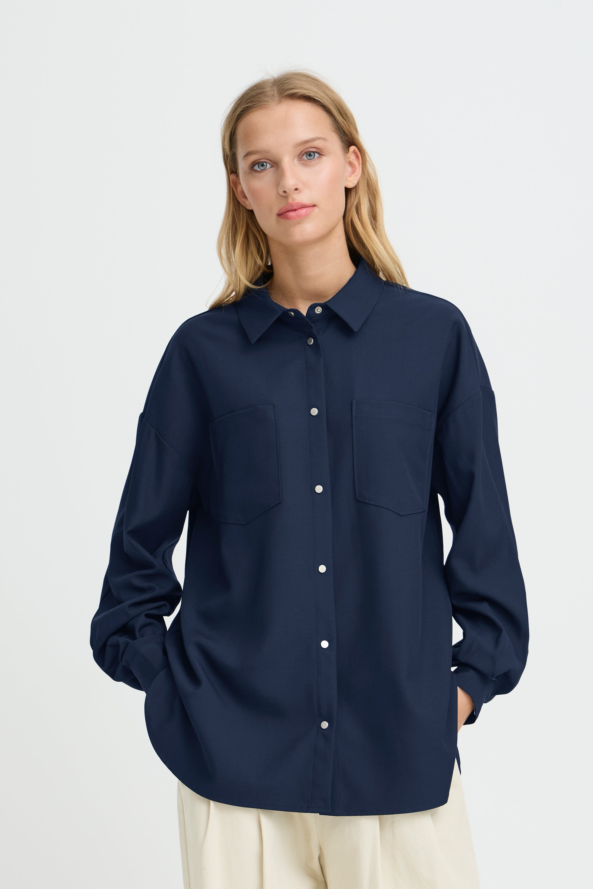 IHERINA Skjorte LOOKBOOK FRONT 20125030-194013