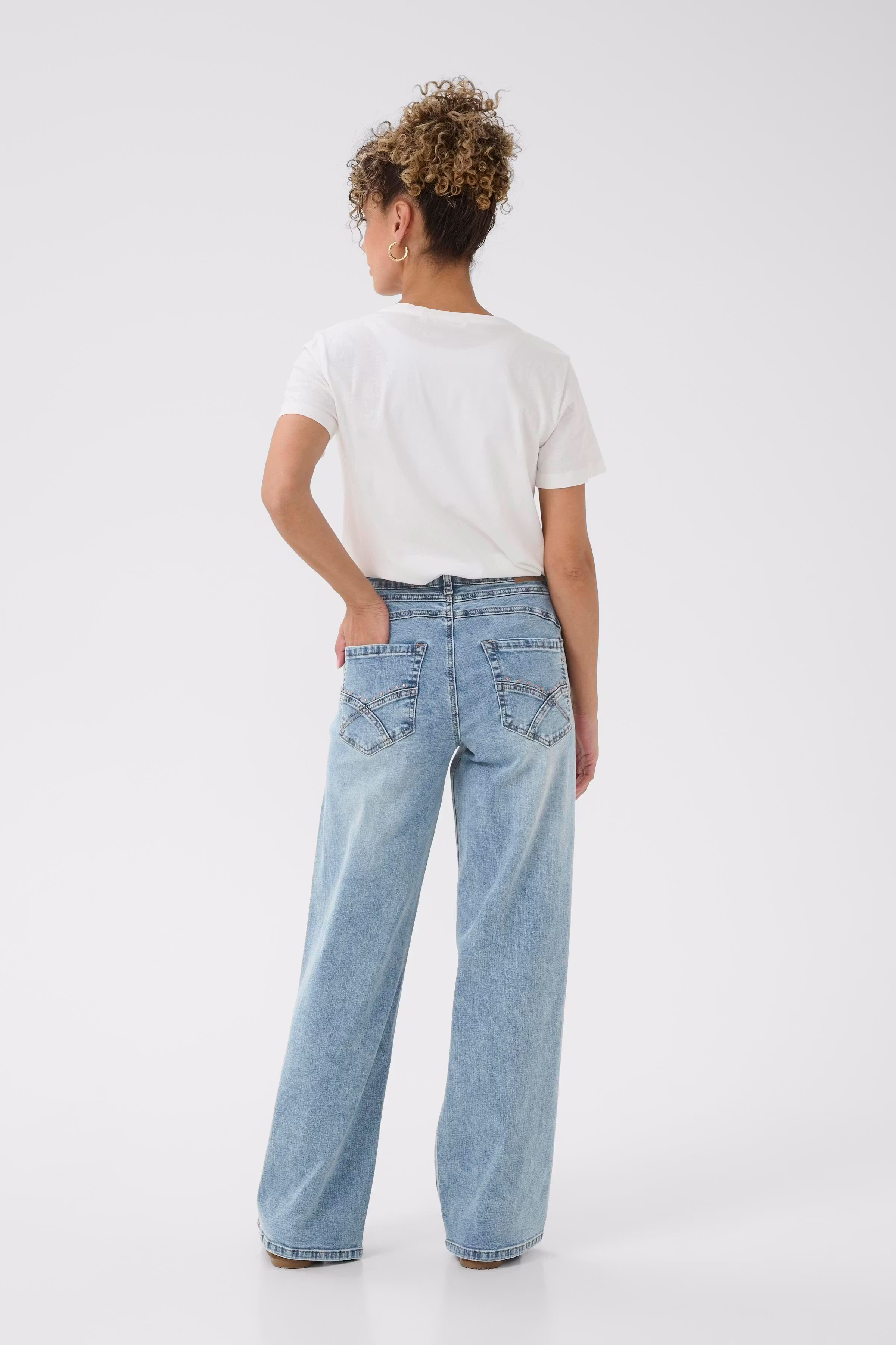 CRJoani Jeans LOOKBOOK BACK 10614494-107200