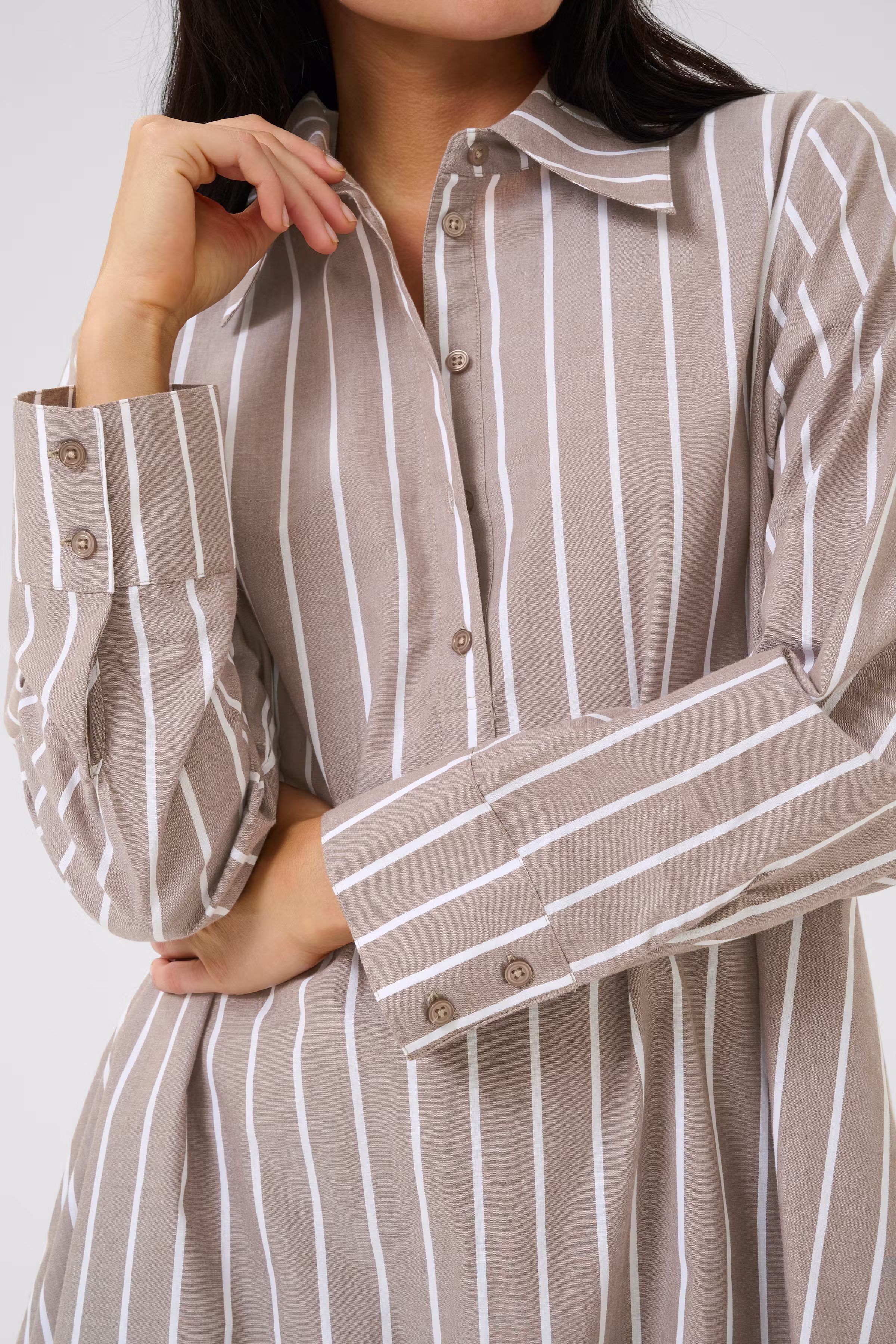 KionaMW Kjole LOOKBOOK DETAIL 10705136-107692