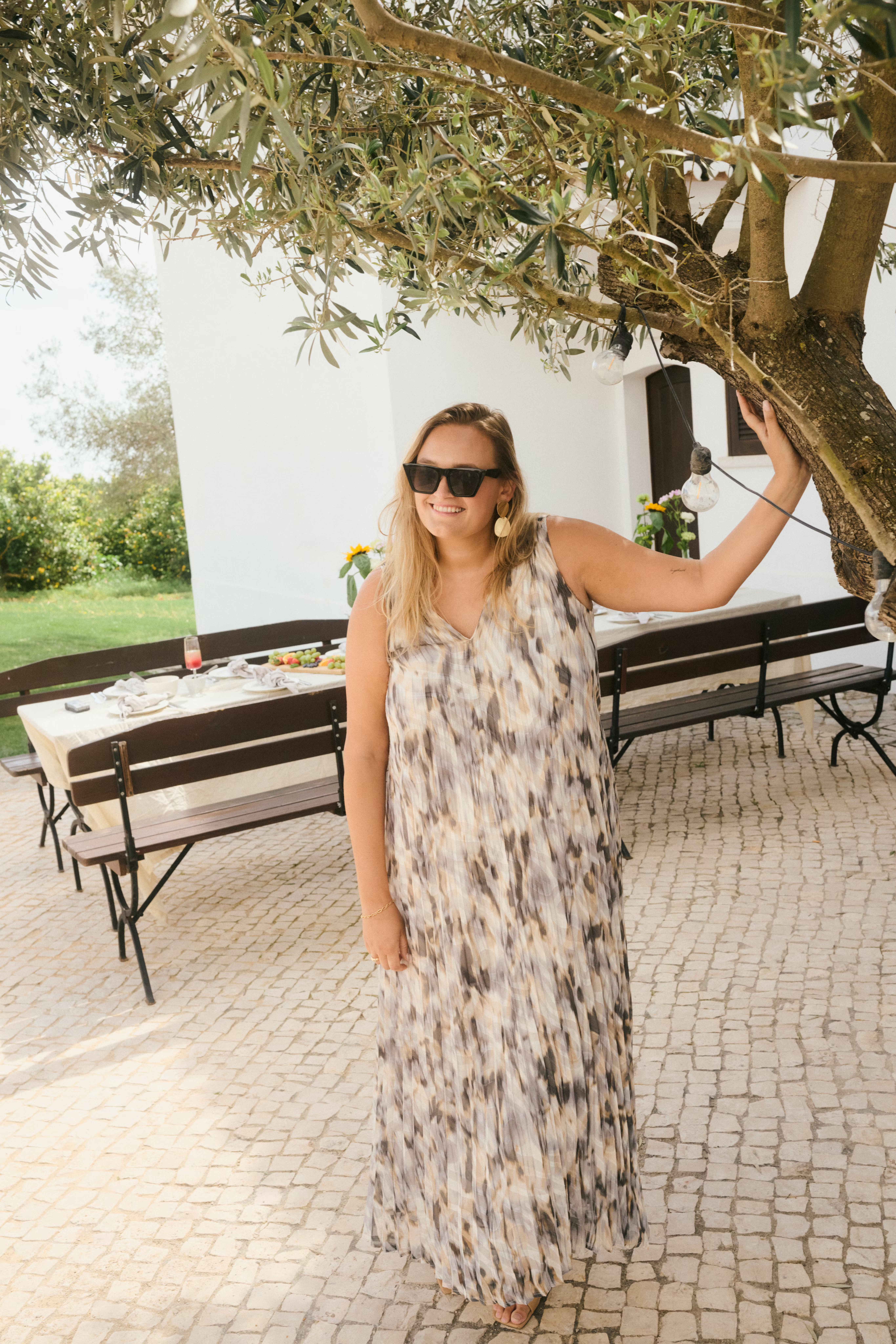 KCvicka Robe LOCATION NONE 10583210-107478