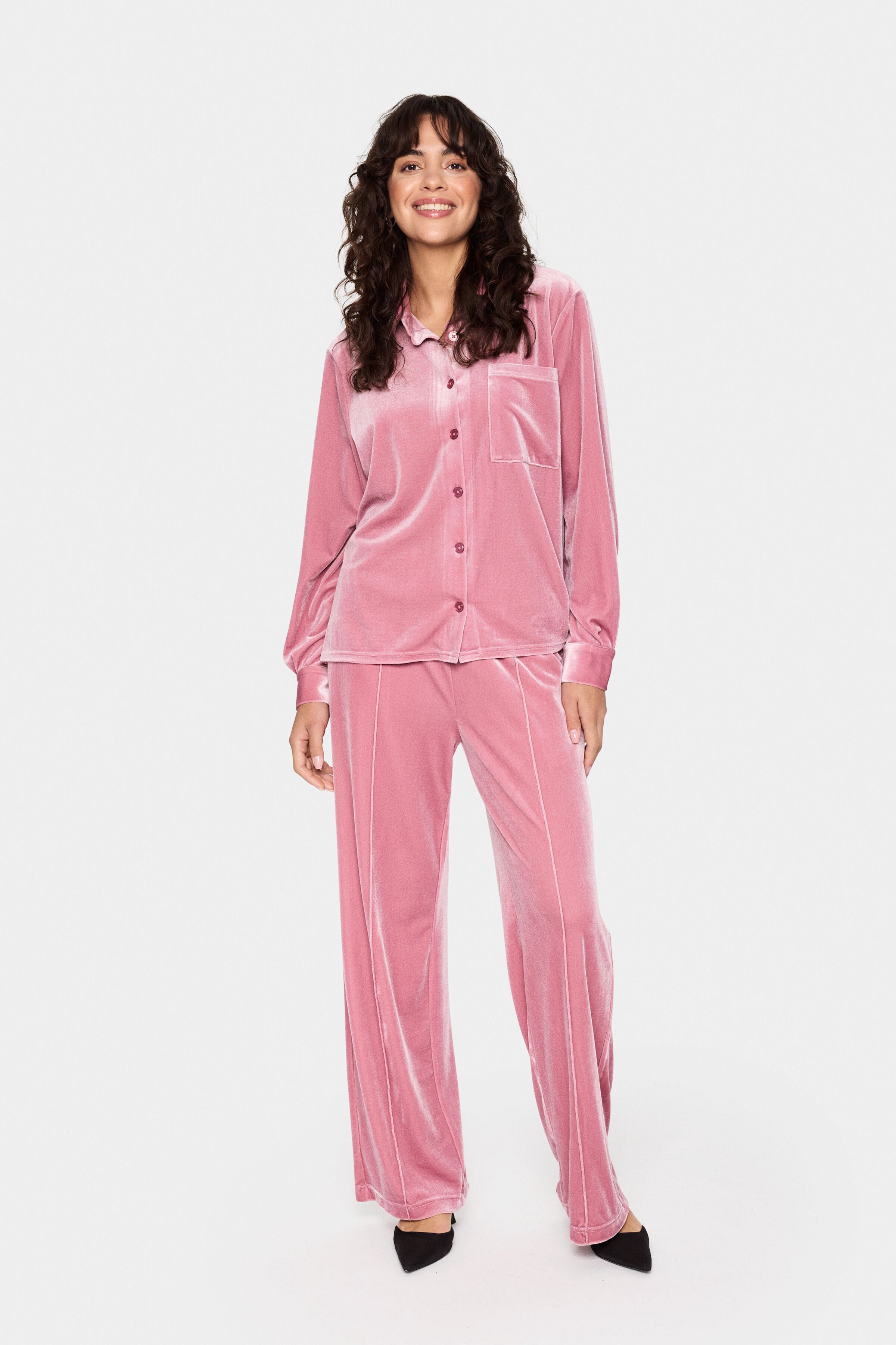 HenrikaSZ Fløyel Skjorte LOOKBOOK FRONT 30513616-161710