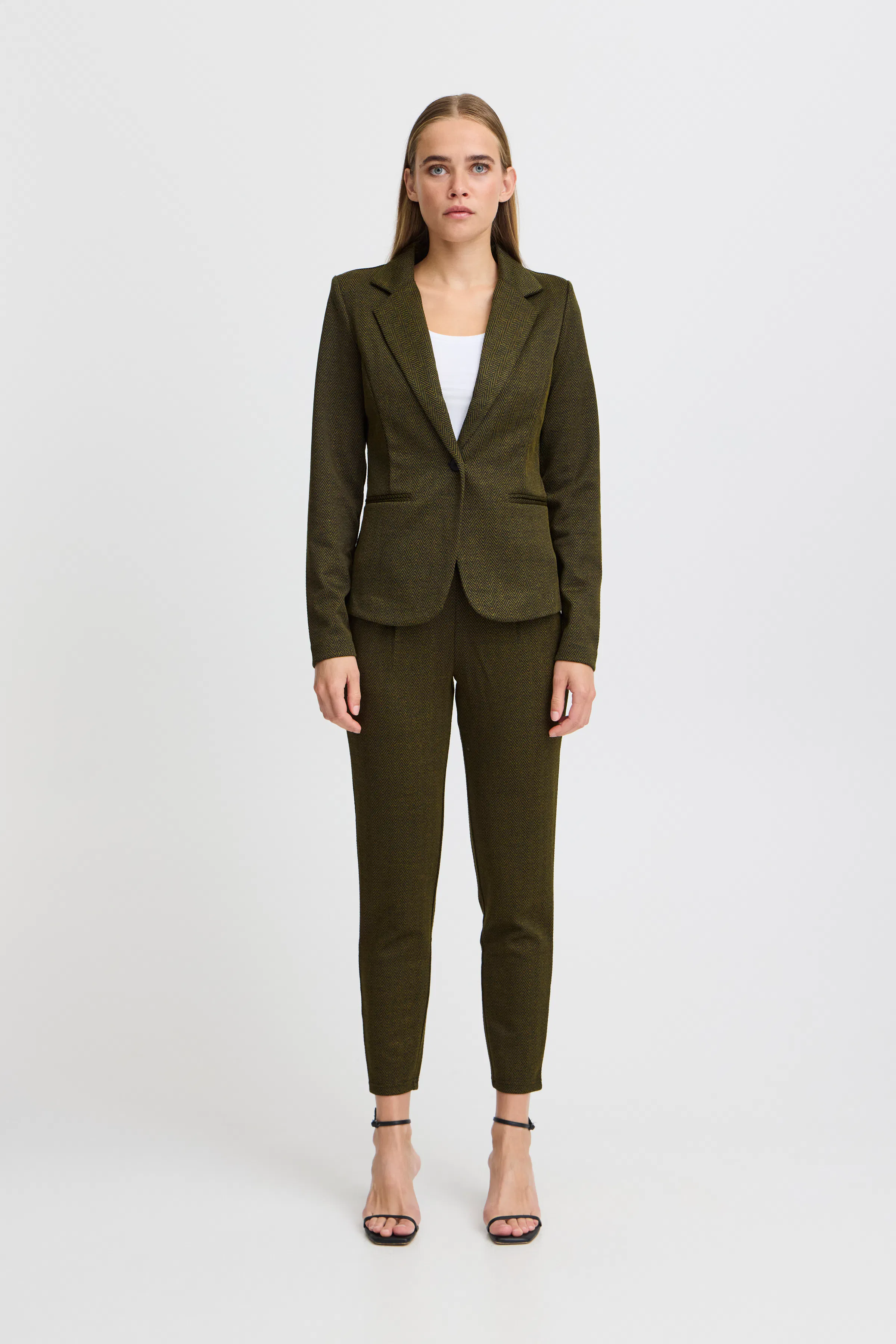 IHKATE JACQUARD Blazer LOOKBOOK FRONT 20121600-203618