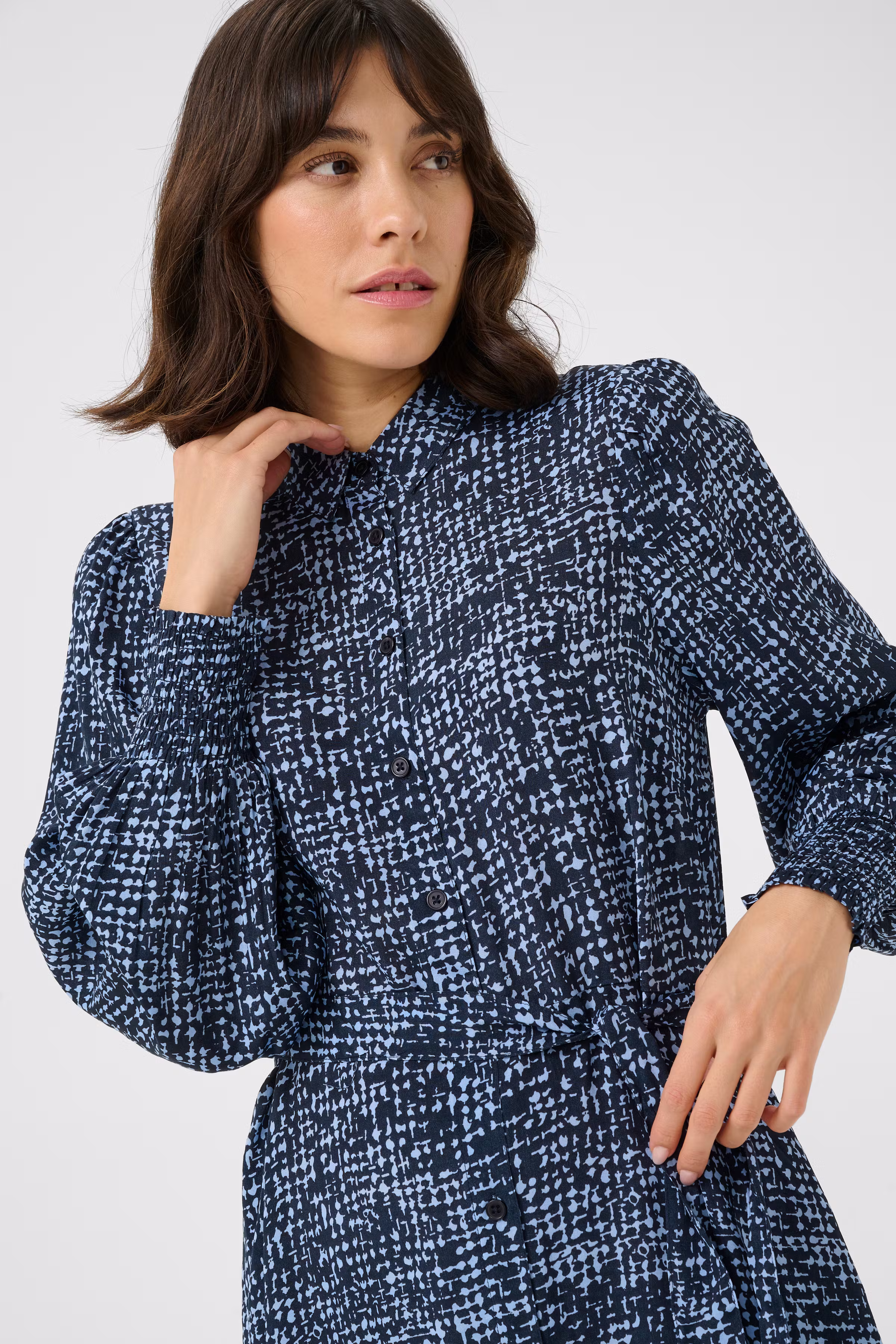 KApollie Bluse LOOKBOOK DETAIL 10508273-107454