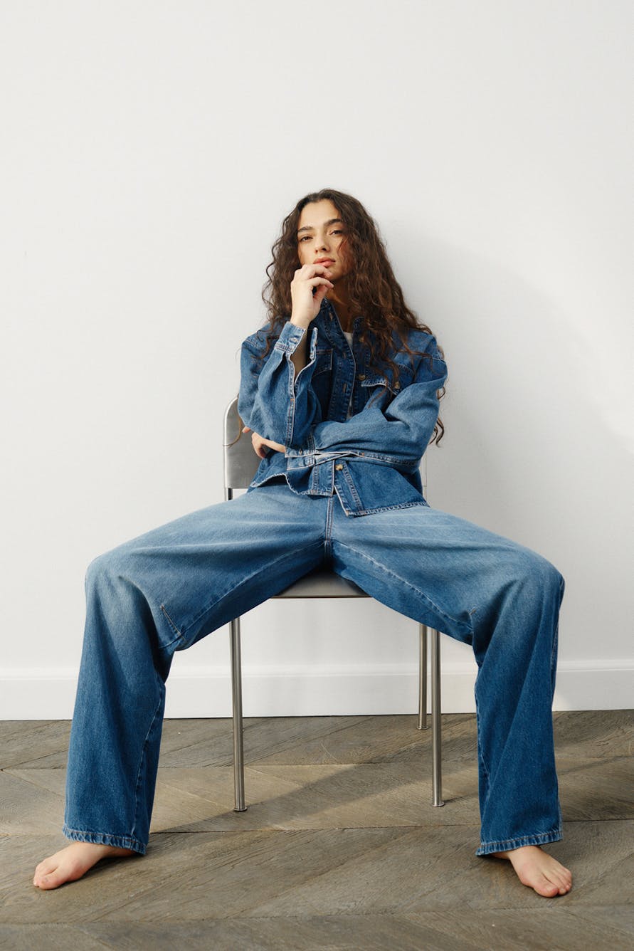 NaavaIW Barrel Jeans LOCATION NONE 30110841-300325