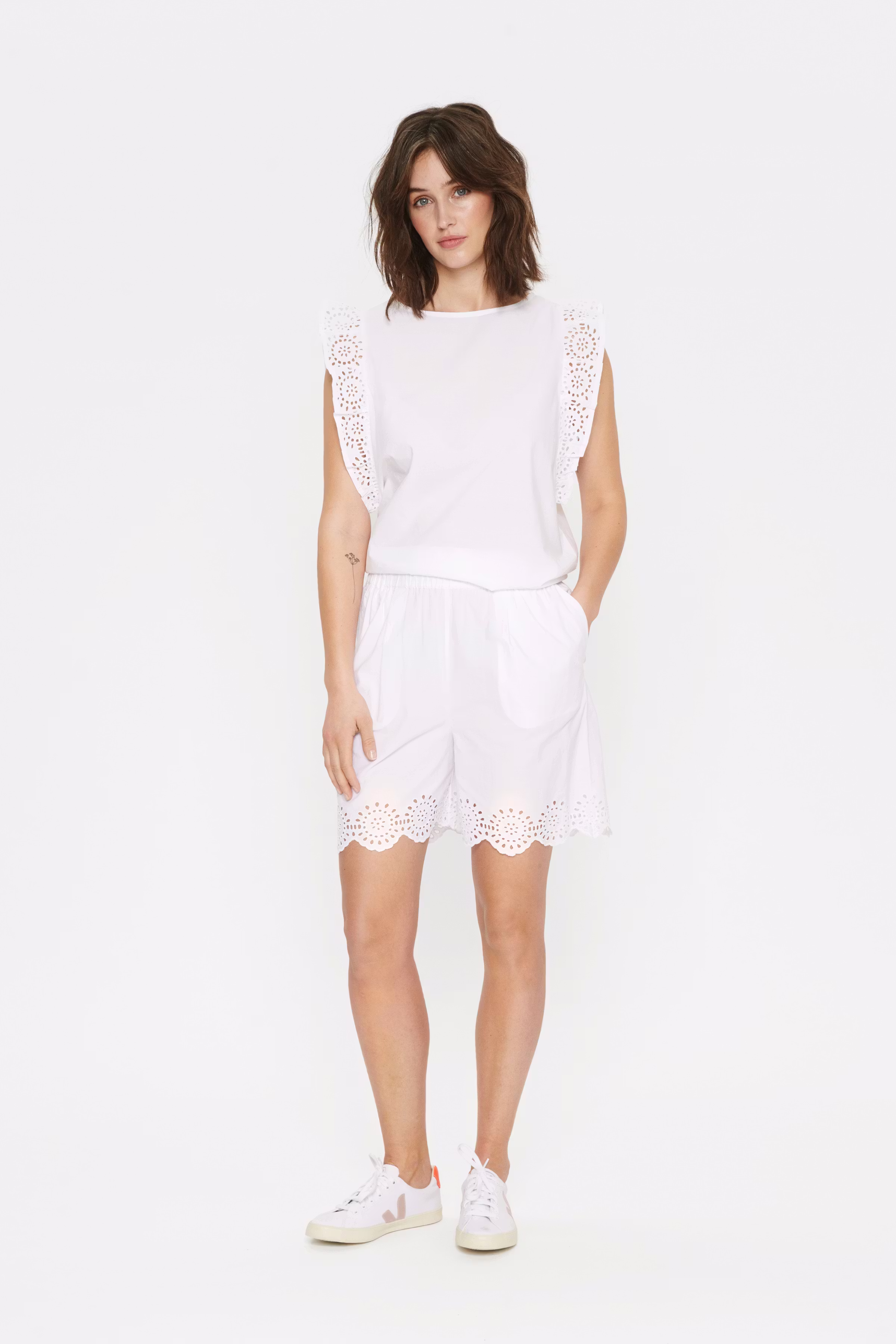 MirandaSZ Shorts LOOKBOOK FRONT 30511896-110601