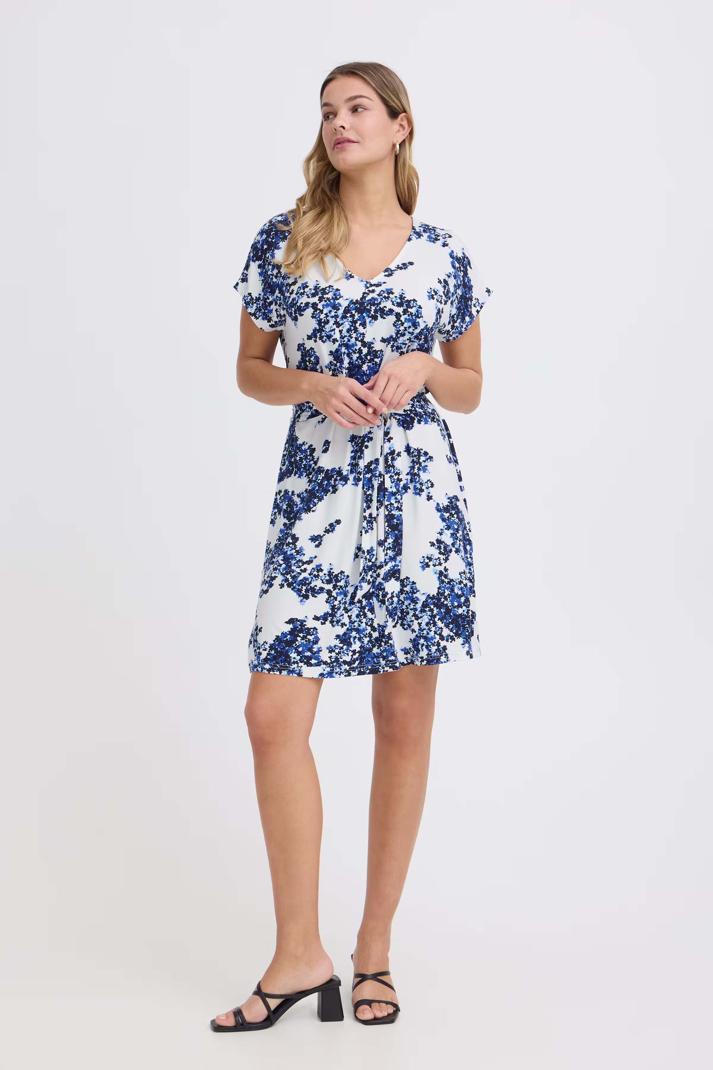 FRAMY Kjole LOOKBOOK FRONT 20617716-900008583
