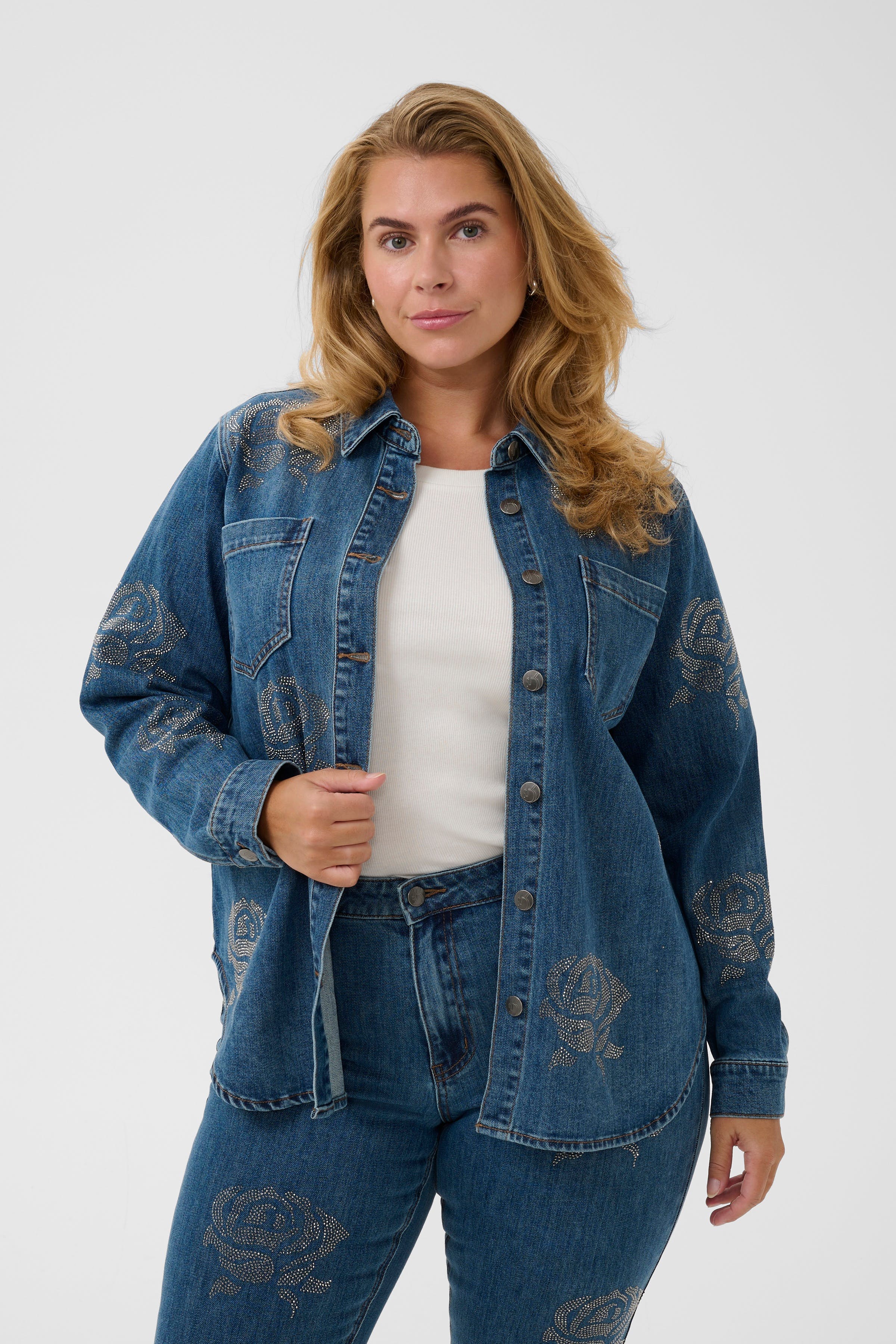 KCastelia Hemd LOOKBOOK FRONT 10584278-109470