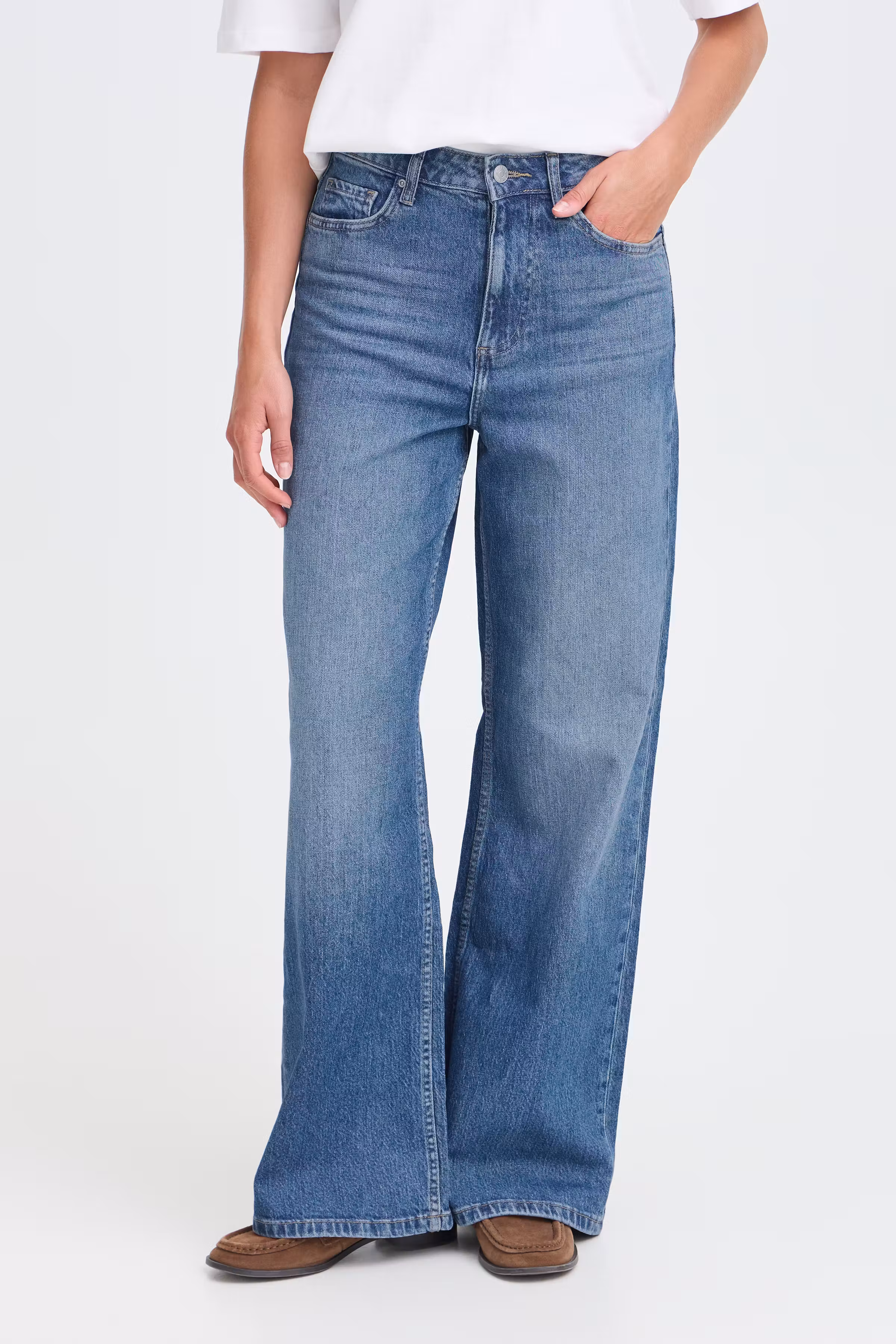 BYKAJANE Jeans LOOKBOOK FRONT 20818836-200461