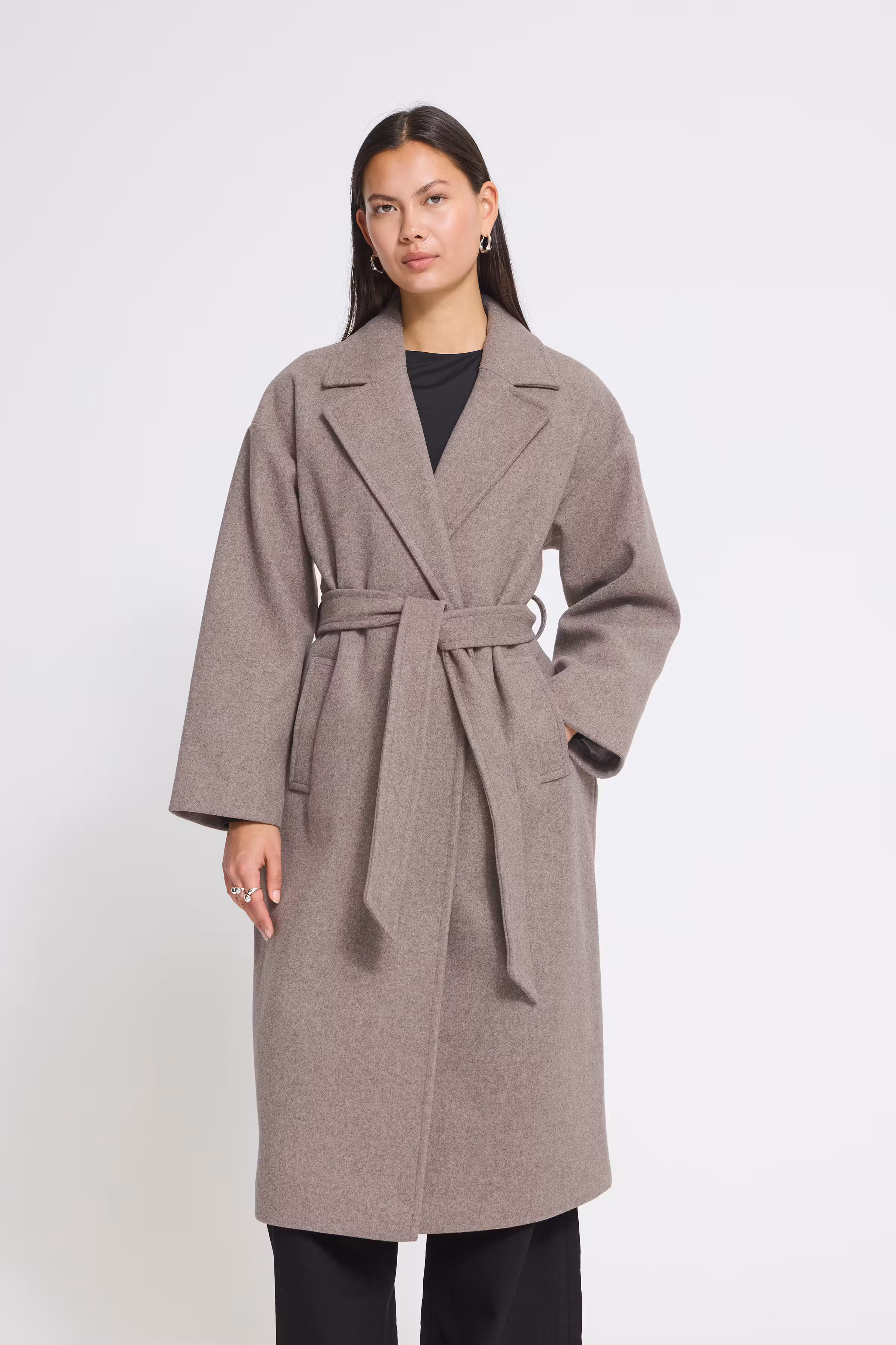 IHJANNET Jacke LOOKBOOK FRONT 20123144-1708081