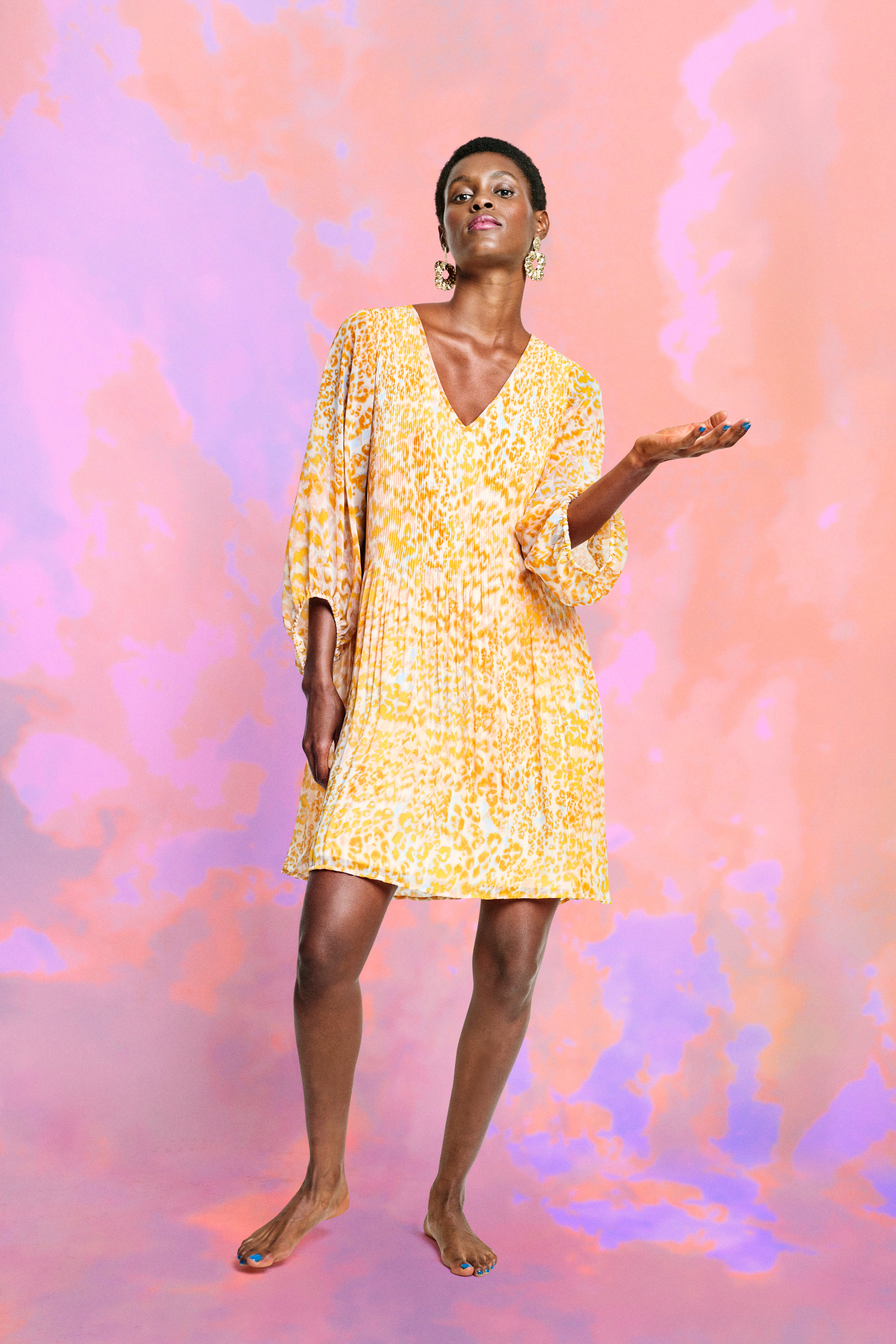 IHNAFUNA Kjole LOCATION NONE 20116384-130905