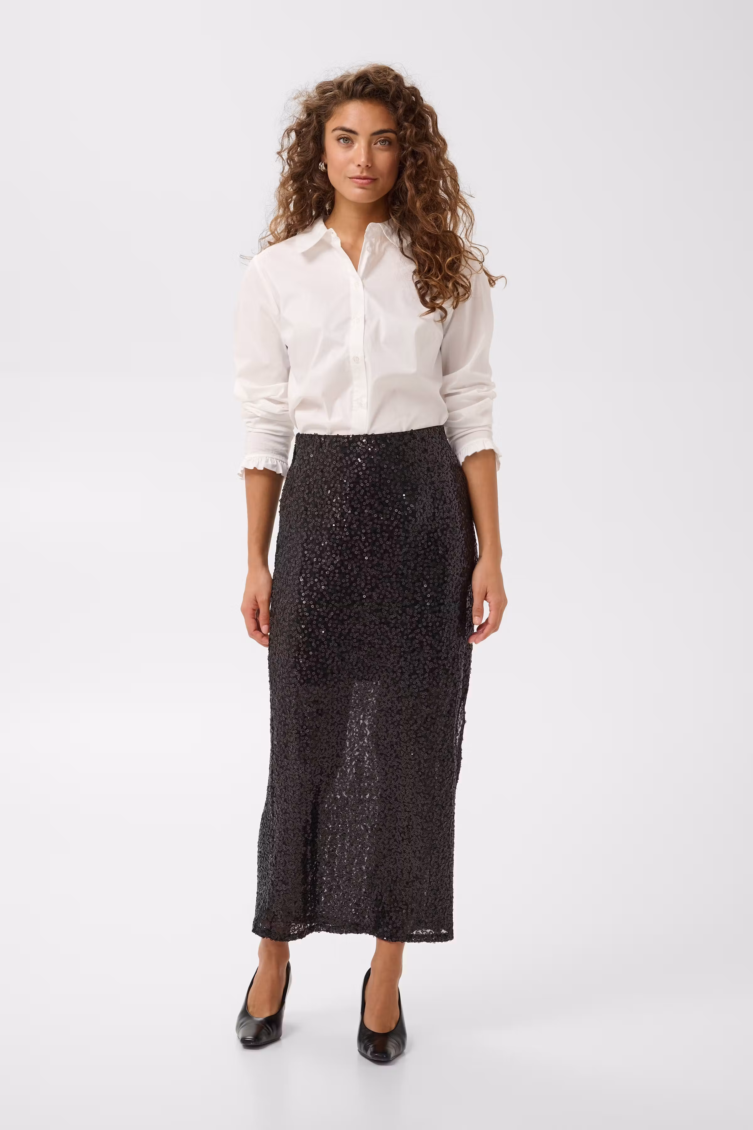 CUNYNNA Sequin skirt
 LOOKBOOK FRONT 50114029-194008