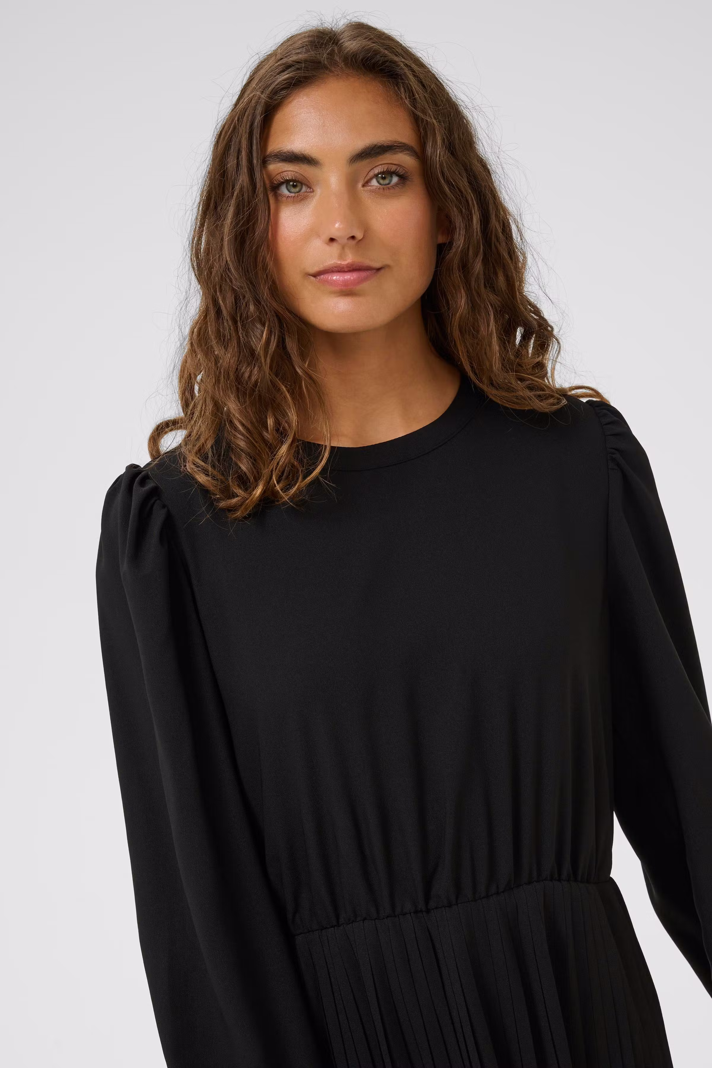 CUrosa Kjole LOOKBOOK DETAIL 50112724-500012