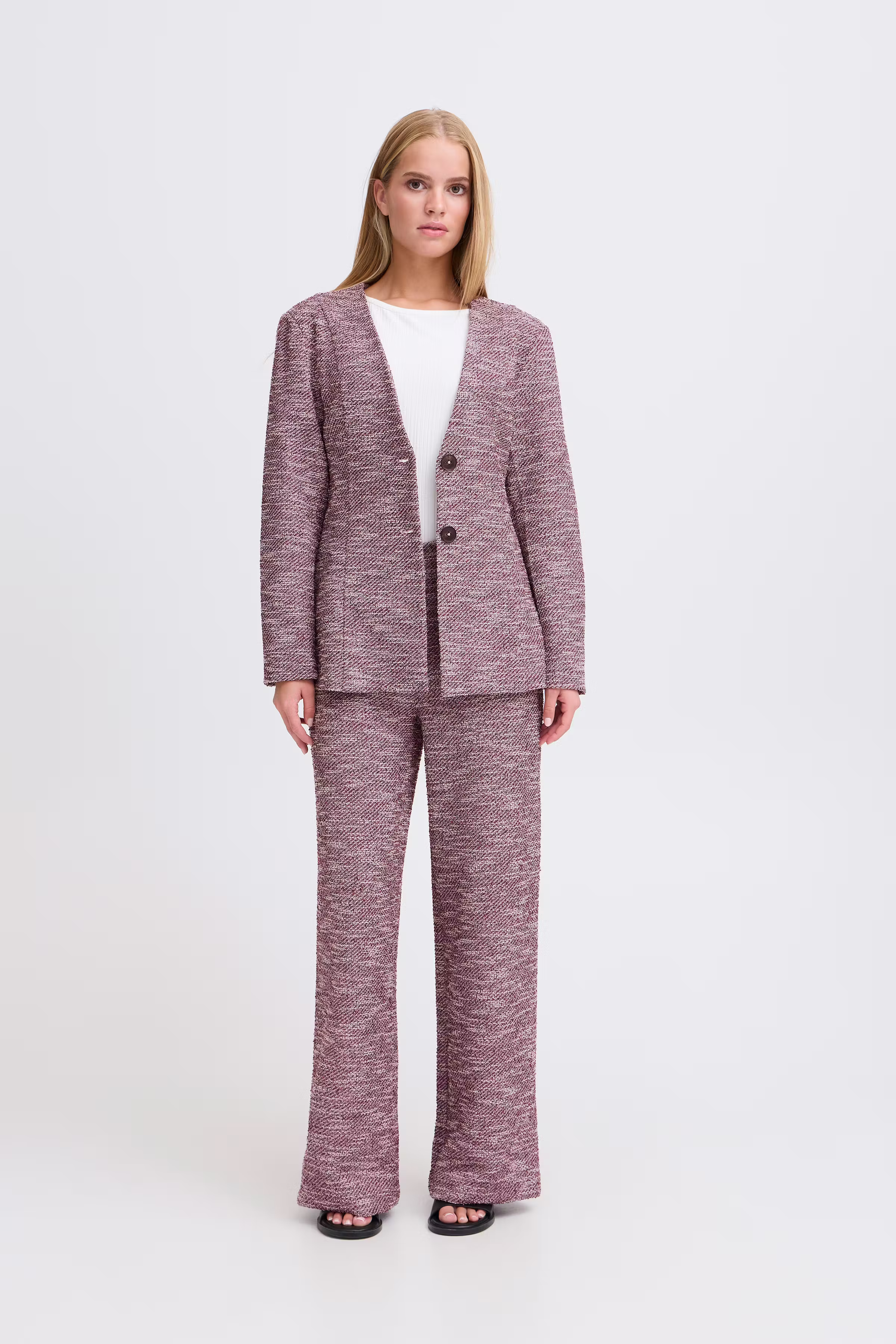 IHKATE CHECLÉ Blazer LOOKBOOK FRONT 20122526-204150