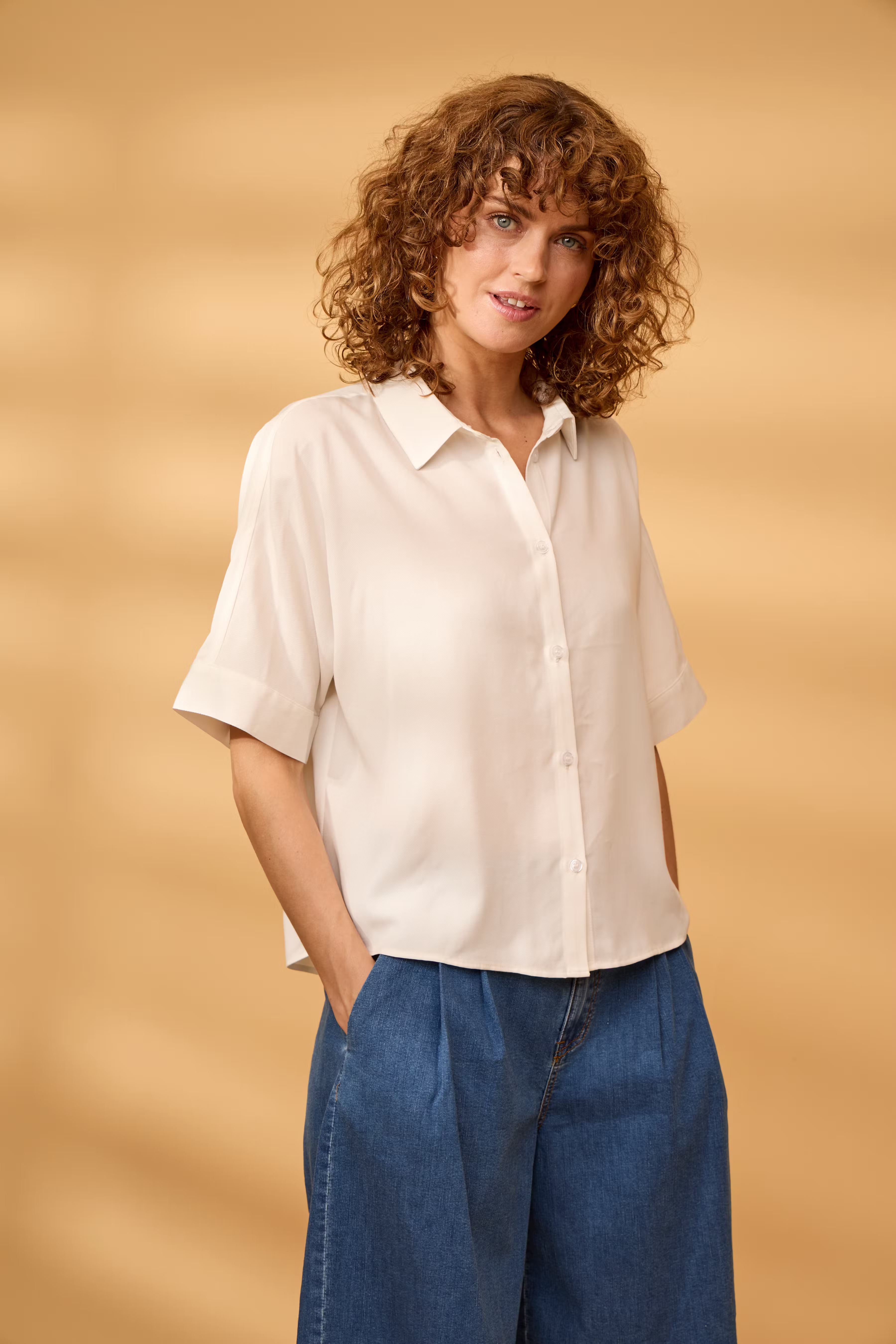 FRCHICAGO Bermuda shorts LOCATION NONE 20617737-200988