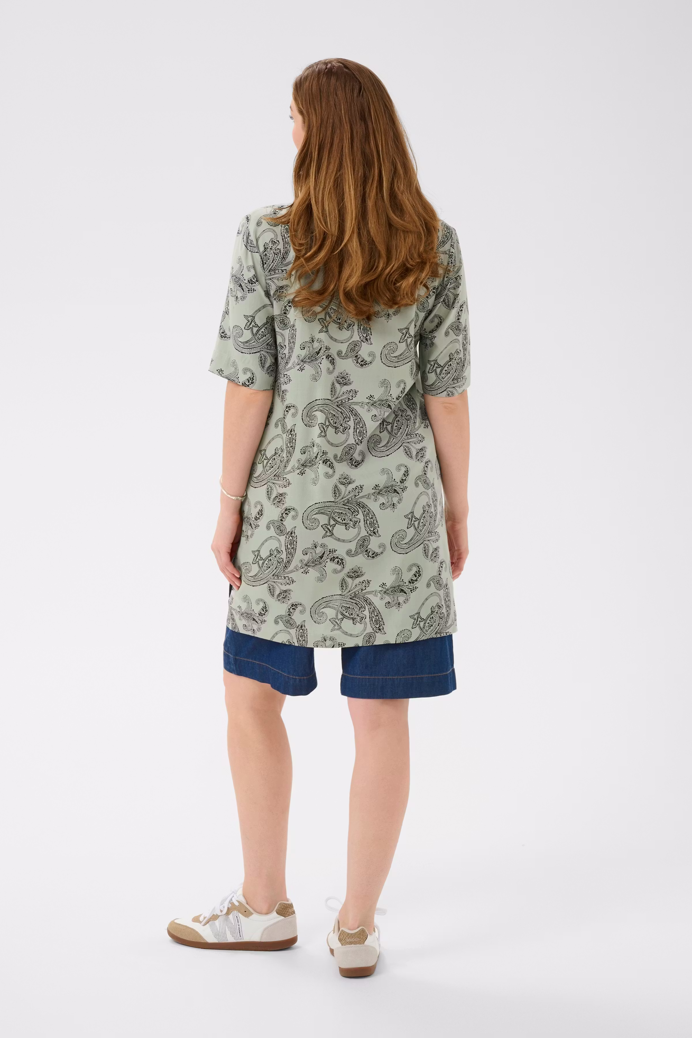 BPalice Tunic LOOKBOOK BACK 40200151-109434