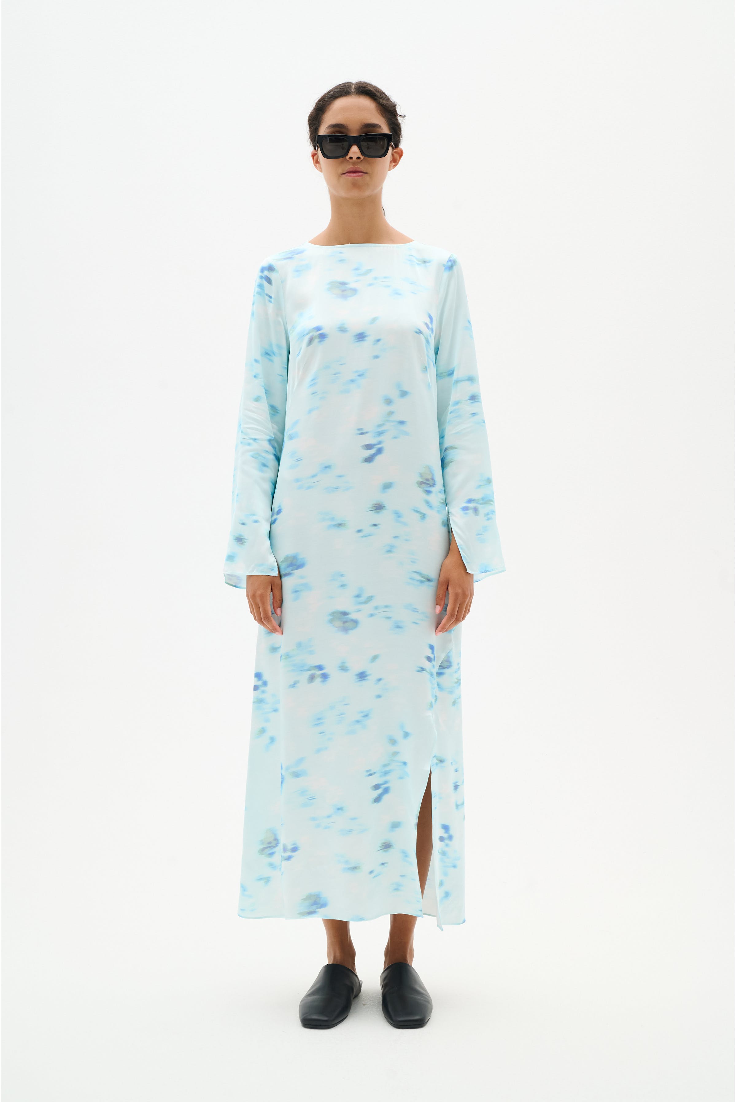 CassIW Dress LOOKBOOK FRONT 30110223-303529