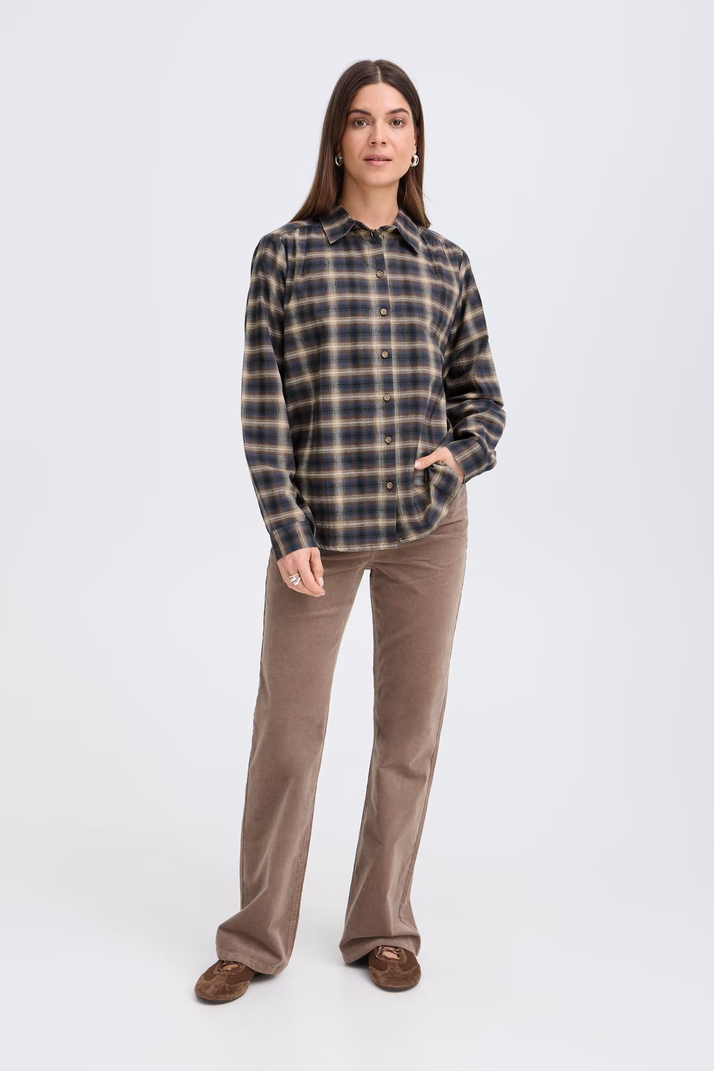 PZELVINA Shirt LOOKBOOK FRONT 50210683-171028