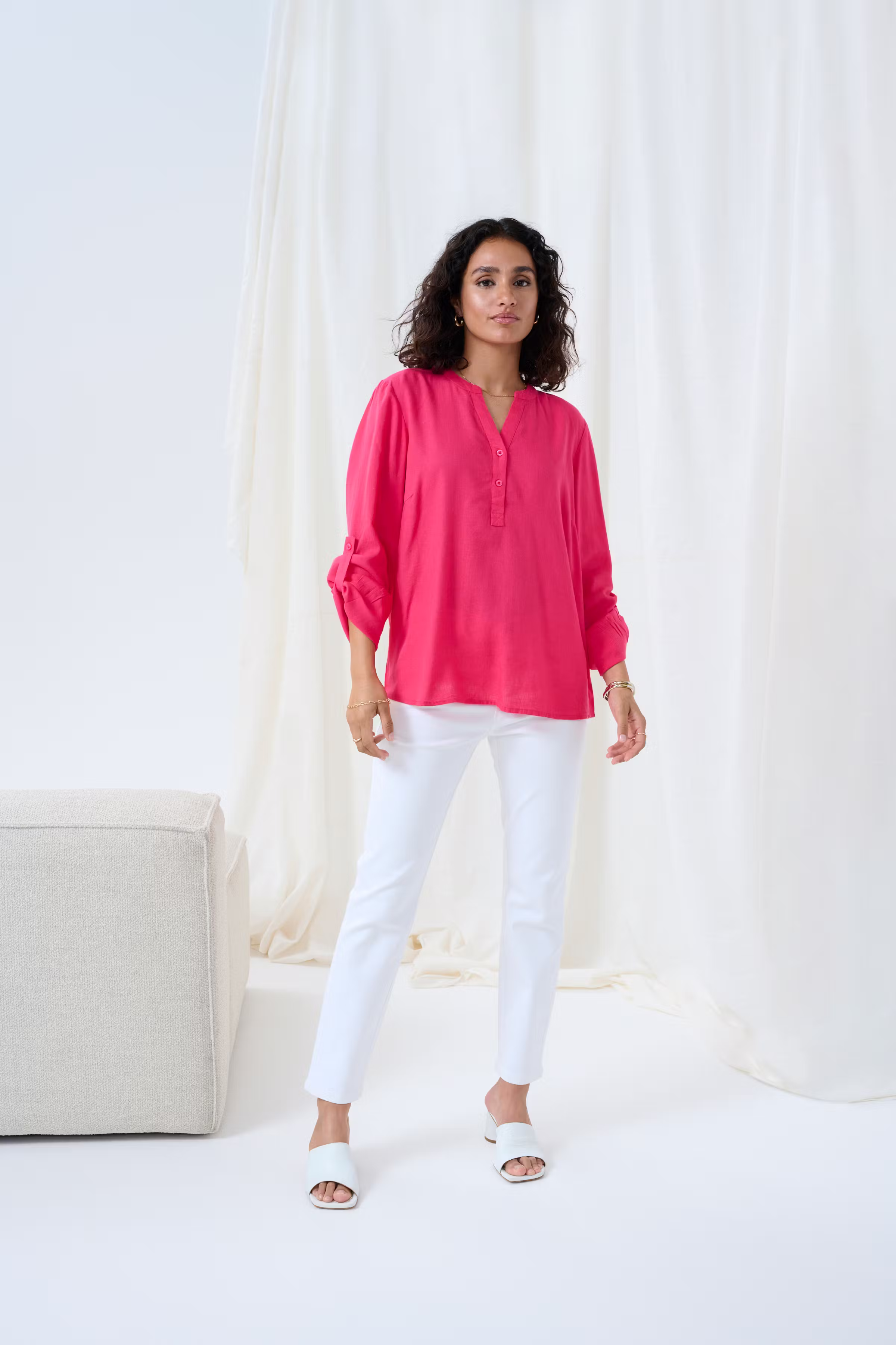 KAmilia Lin bluse LOCATION NONE 10508313-181754