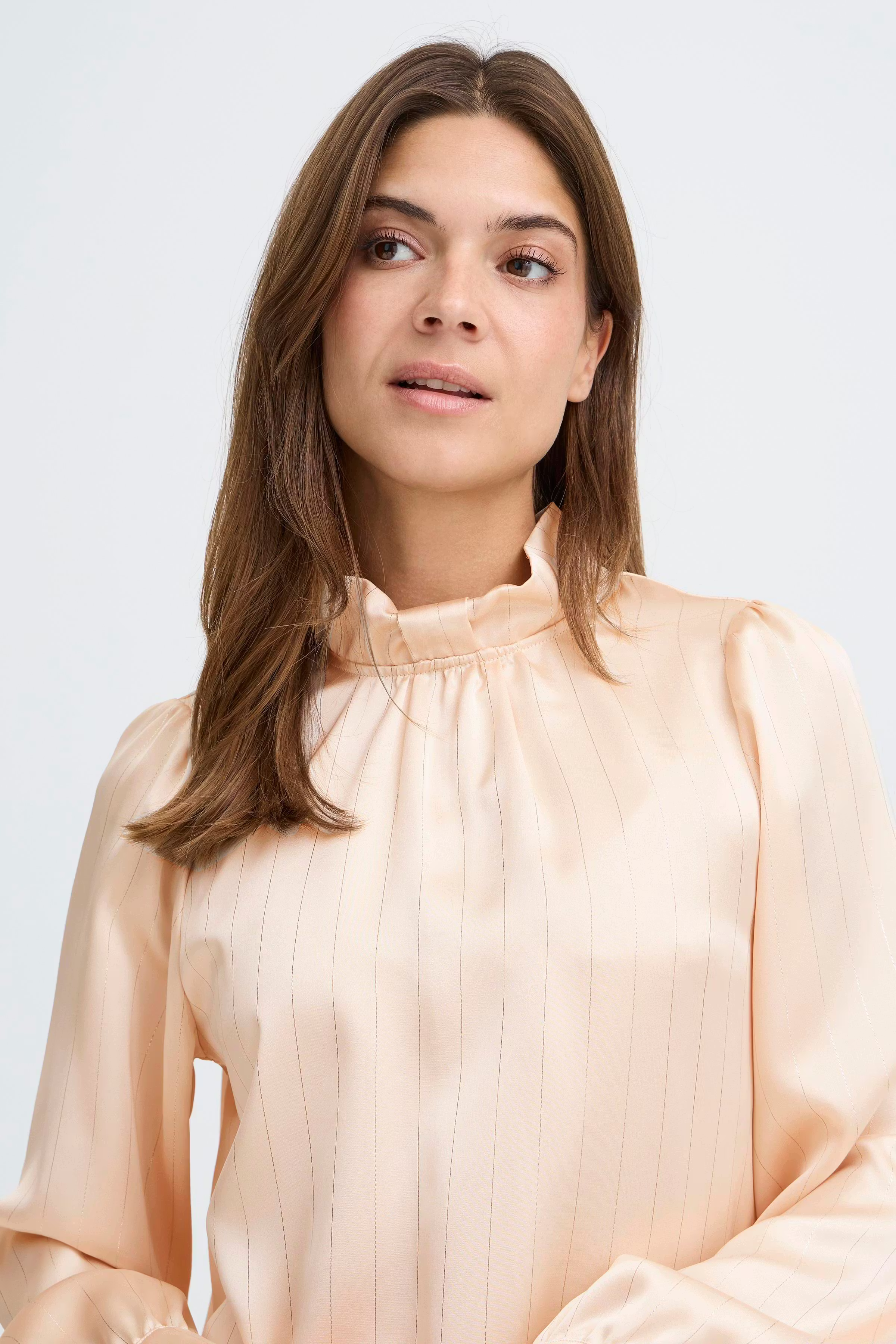 PZDOROTA Bluse LOOKBOOK DETAIL 50210178-161305