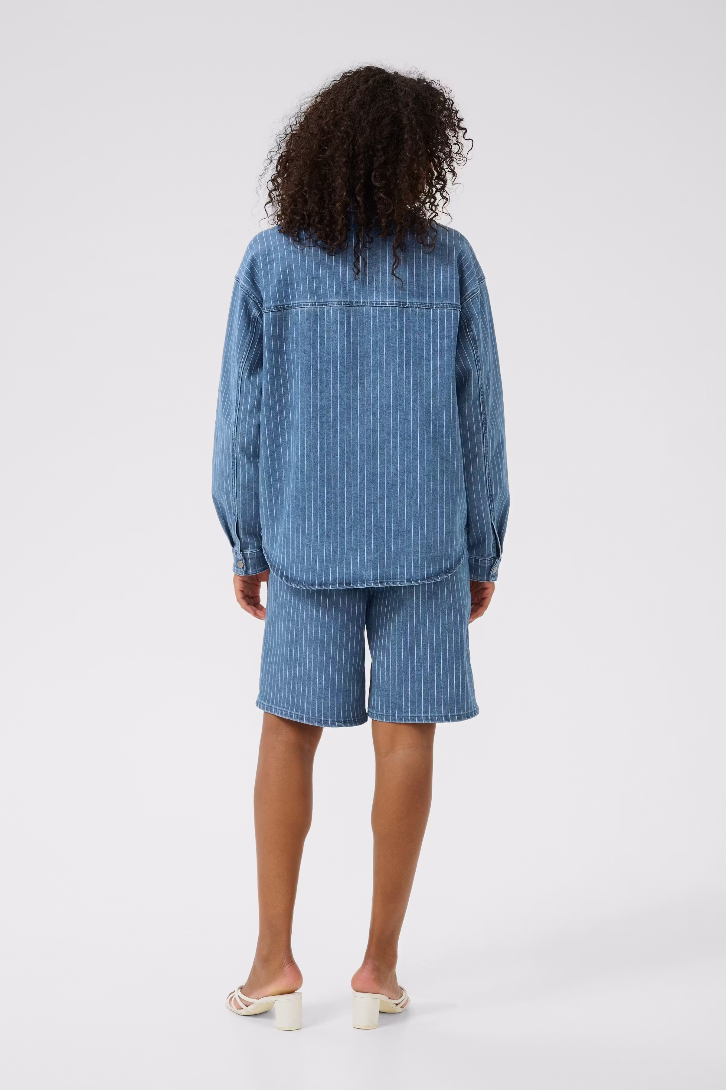 KAreece Denim Shirt LOOKBOOK BACK 10552457-108347