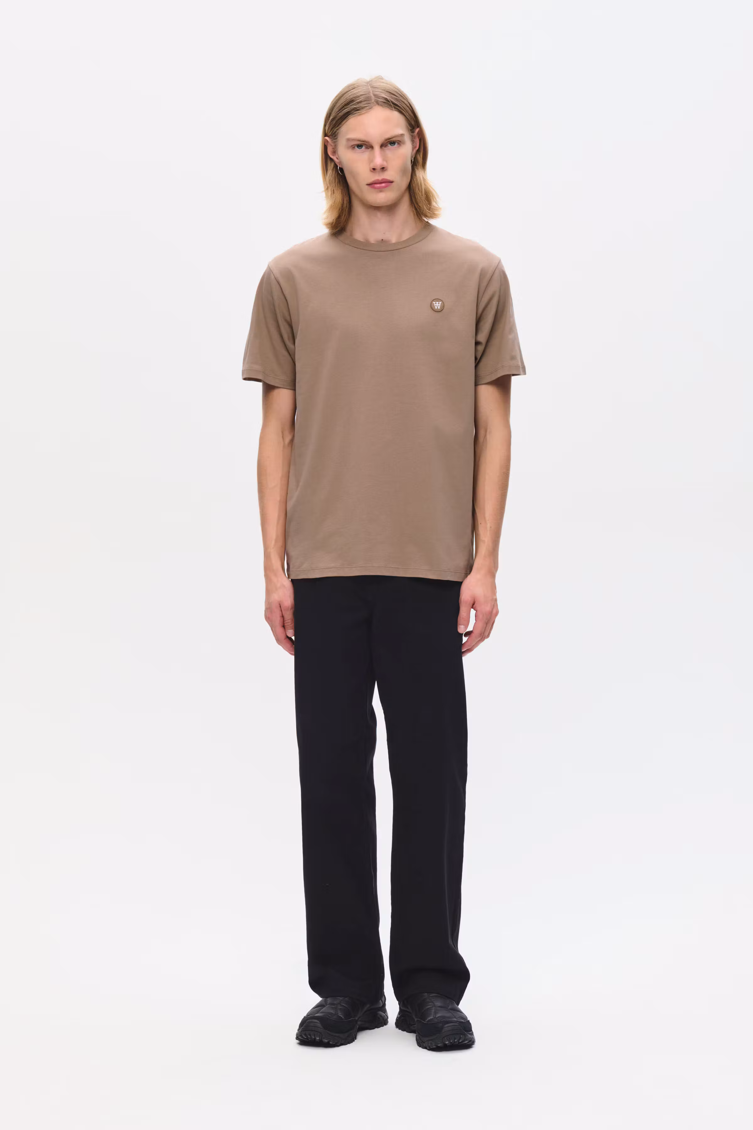 WWAce T-shirt LOOKBOOK FRONT 30250095-171115