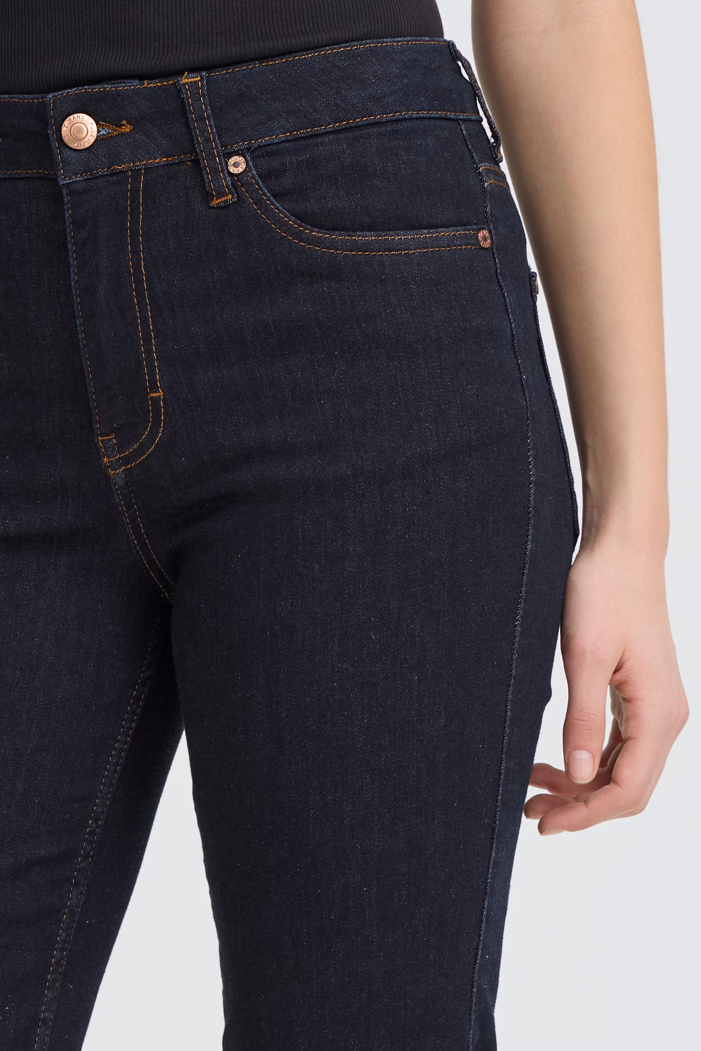 PZEMMA HW Jeans Medium Straight Leg LOOKBOOK DETAIL 50206336-202124