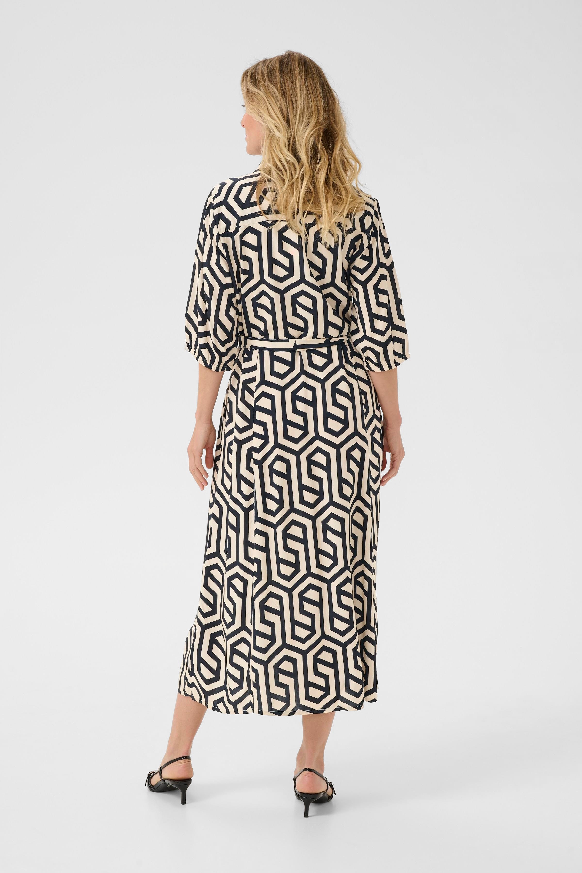 CRTiah Kleid LOOKBOOK BACK 10611340-106775