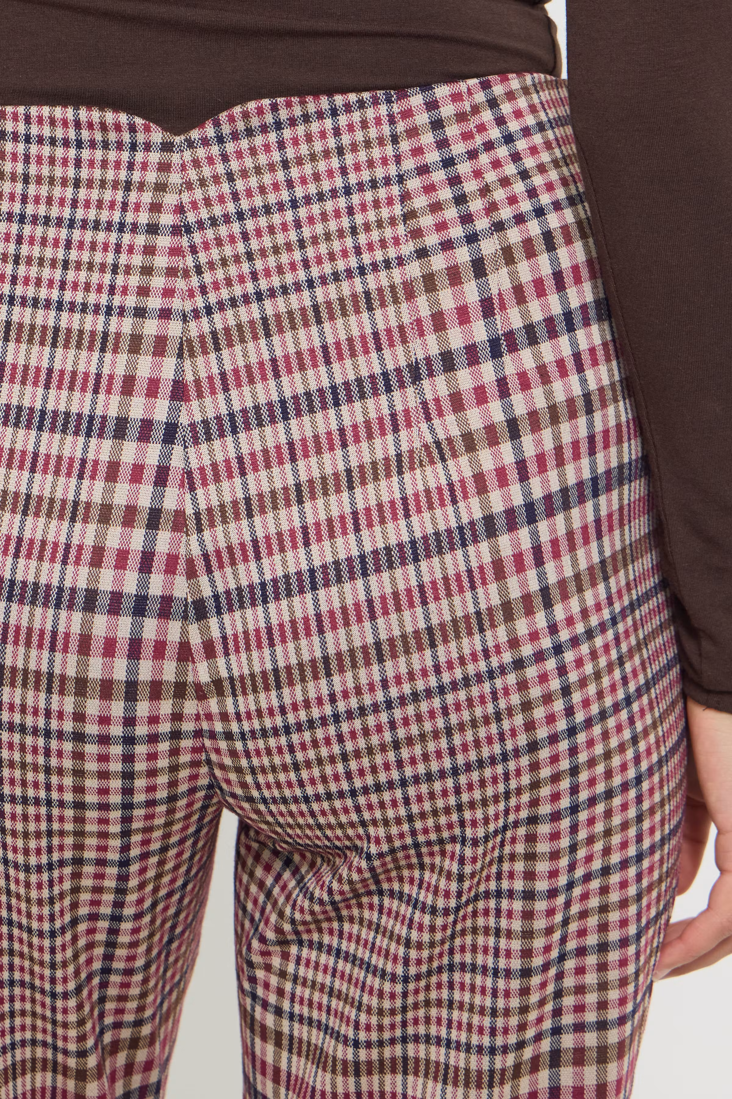 IHKATE Hose LOOKBOOK DETAIL 20126384-900009555