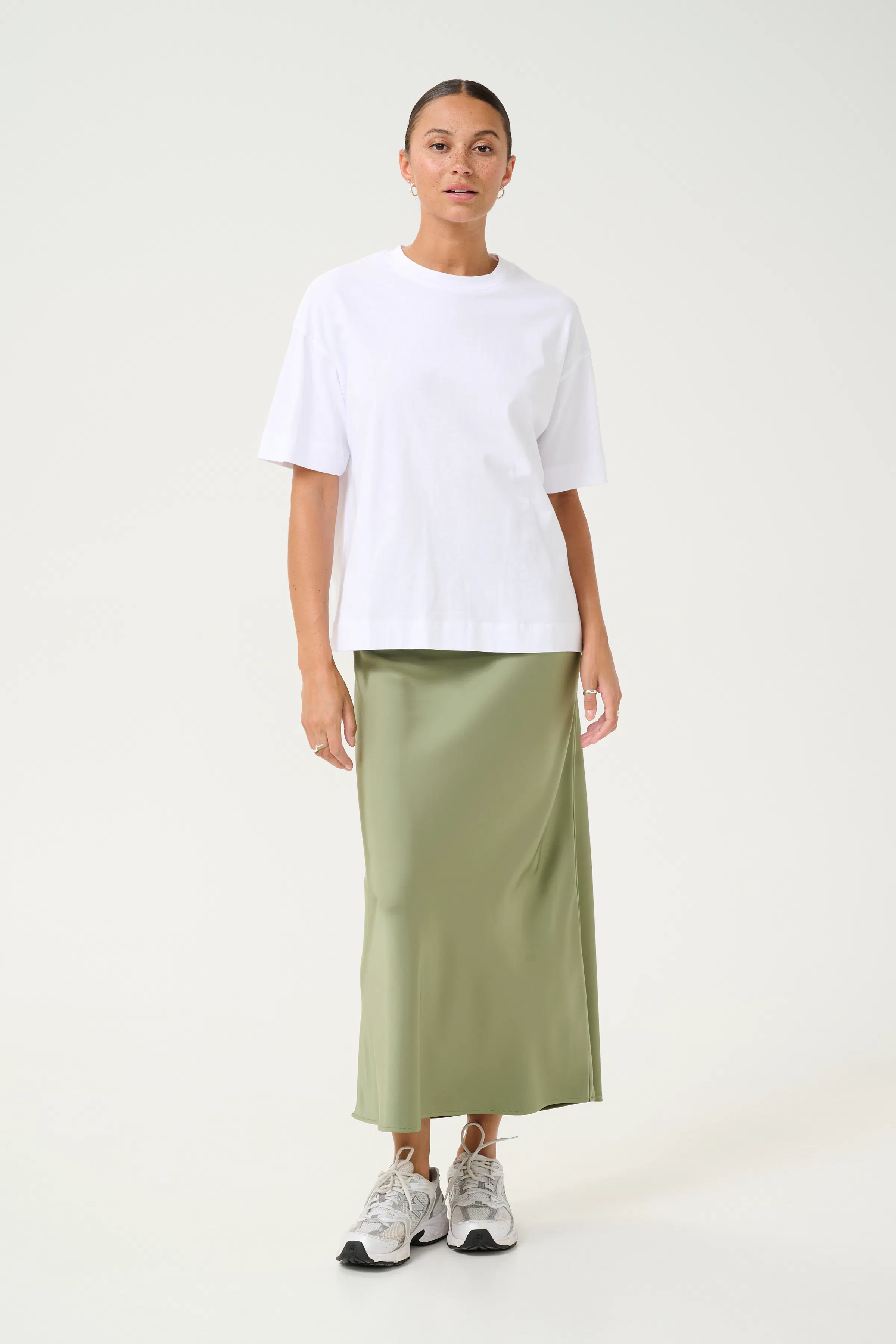 KAhill Skjørt LOOKBOOK FRONT 10509575-170115