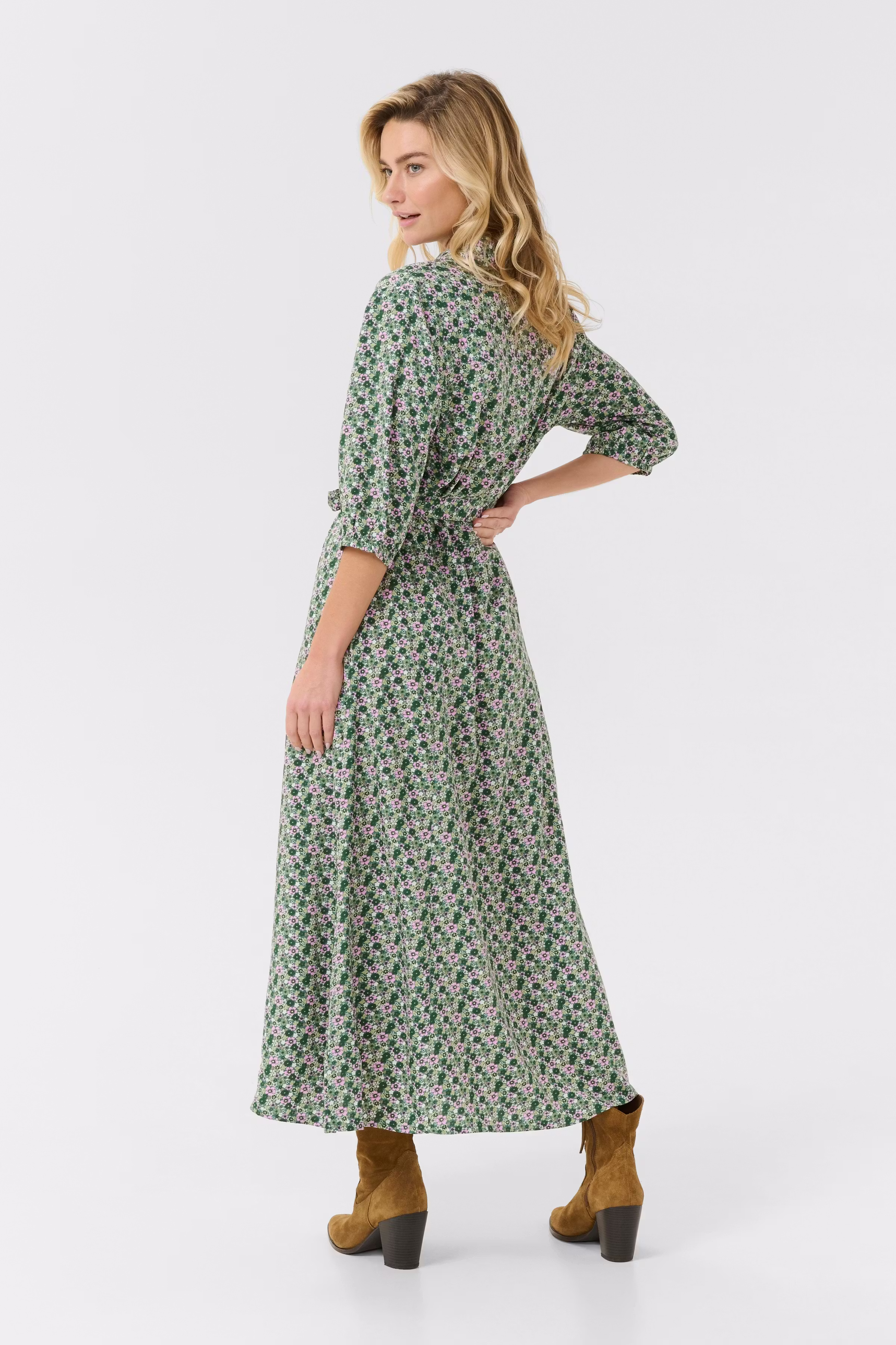 CRTiah Dress LOOKBOOK BACK 10611340-108066