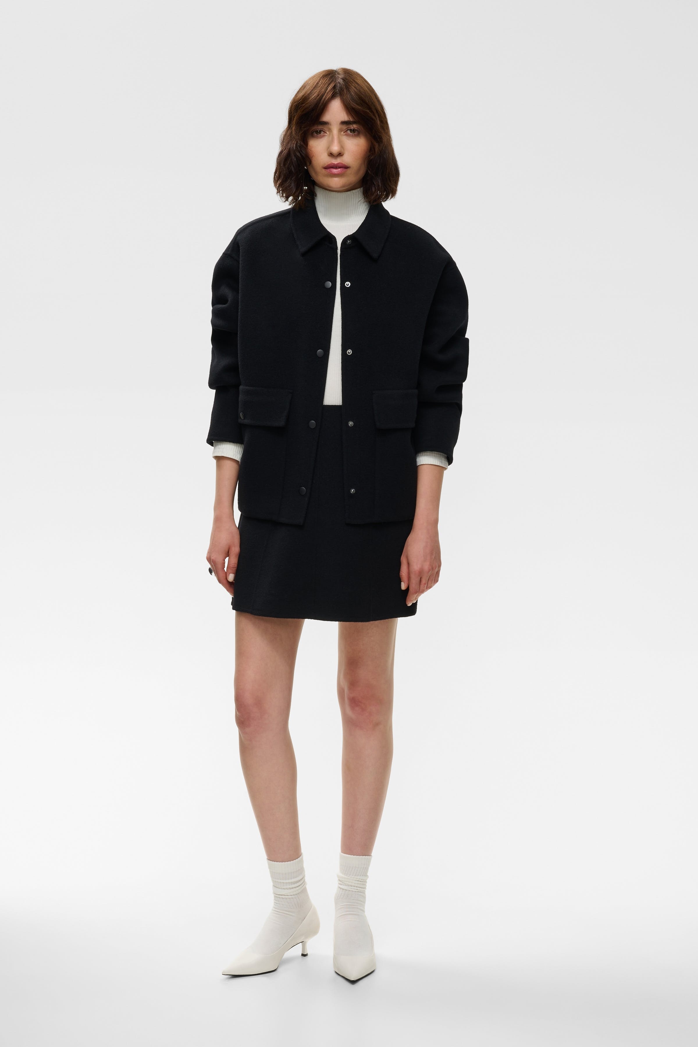 IOJocasta Outerwear LOOKBOOK FRONT 30600102-BK999