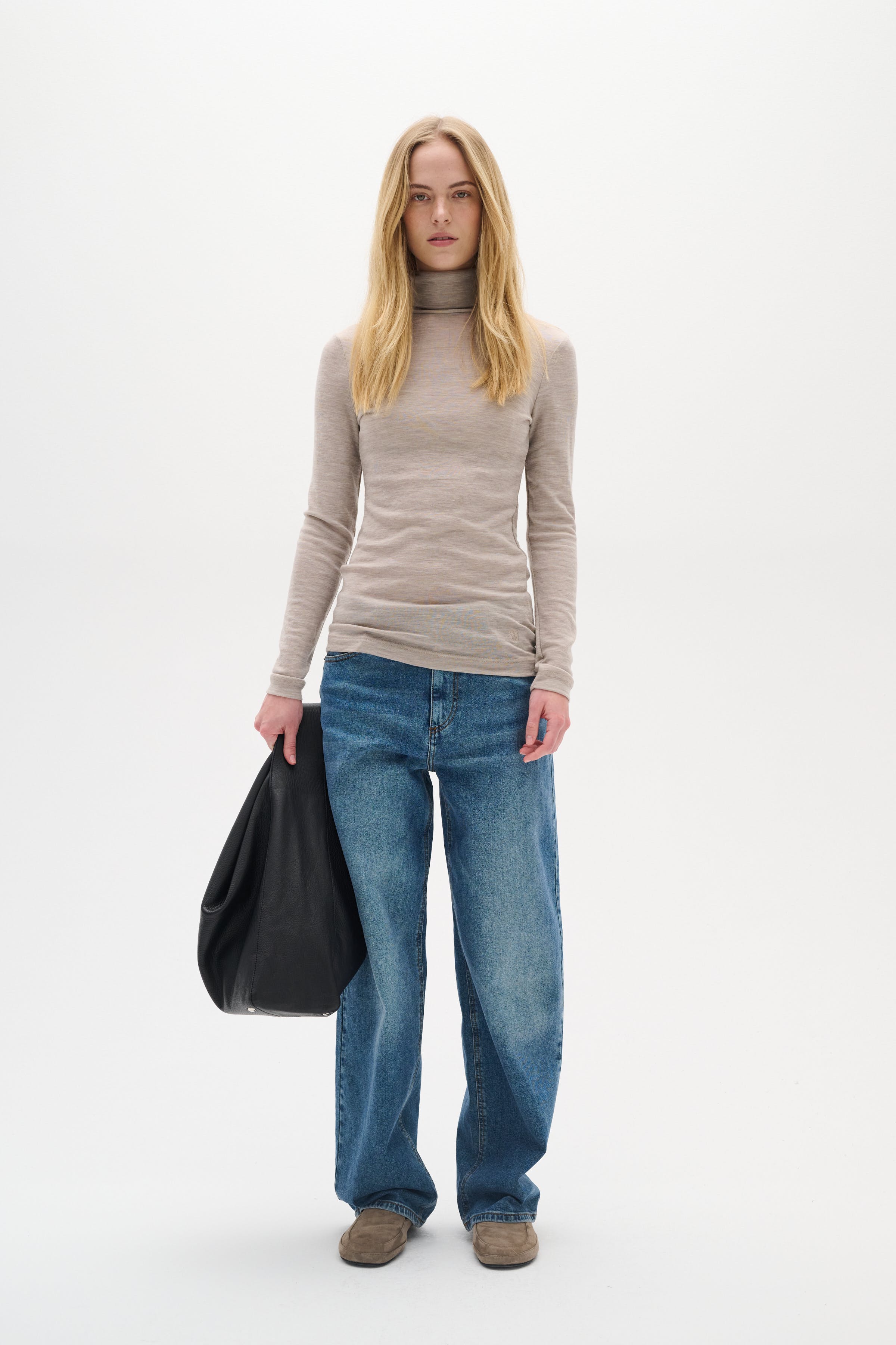 FangIW Coltrui LOOKBOOK FRONT 30106097-300868