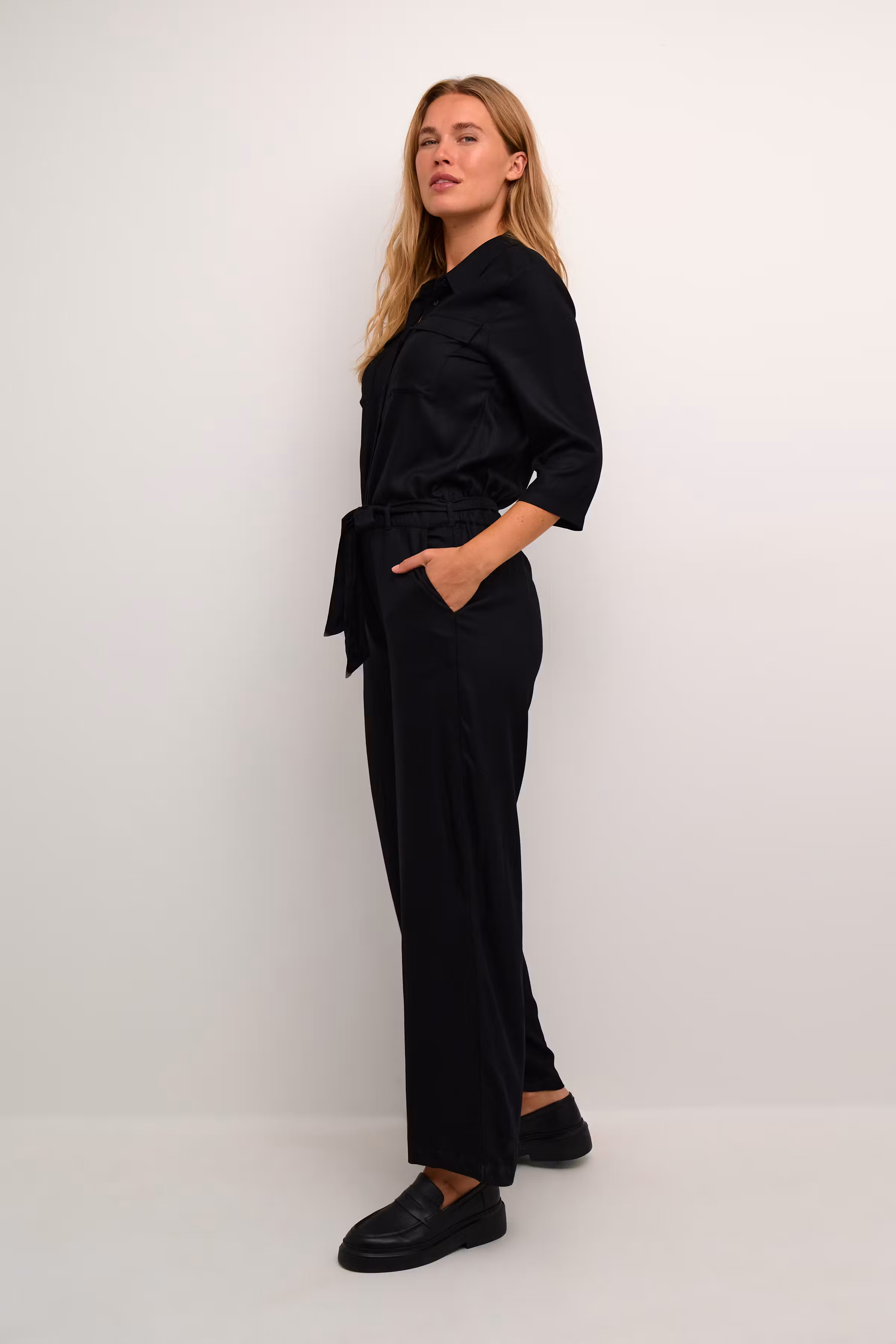 KAruthie Jumpsuit LOOKBOOK FRONT 10508830-100121