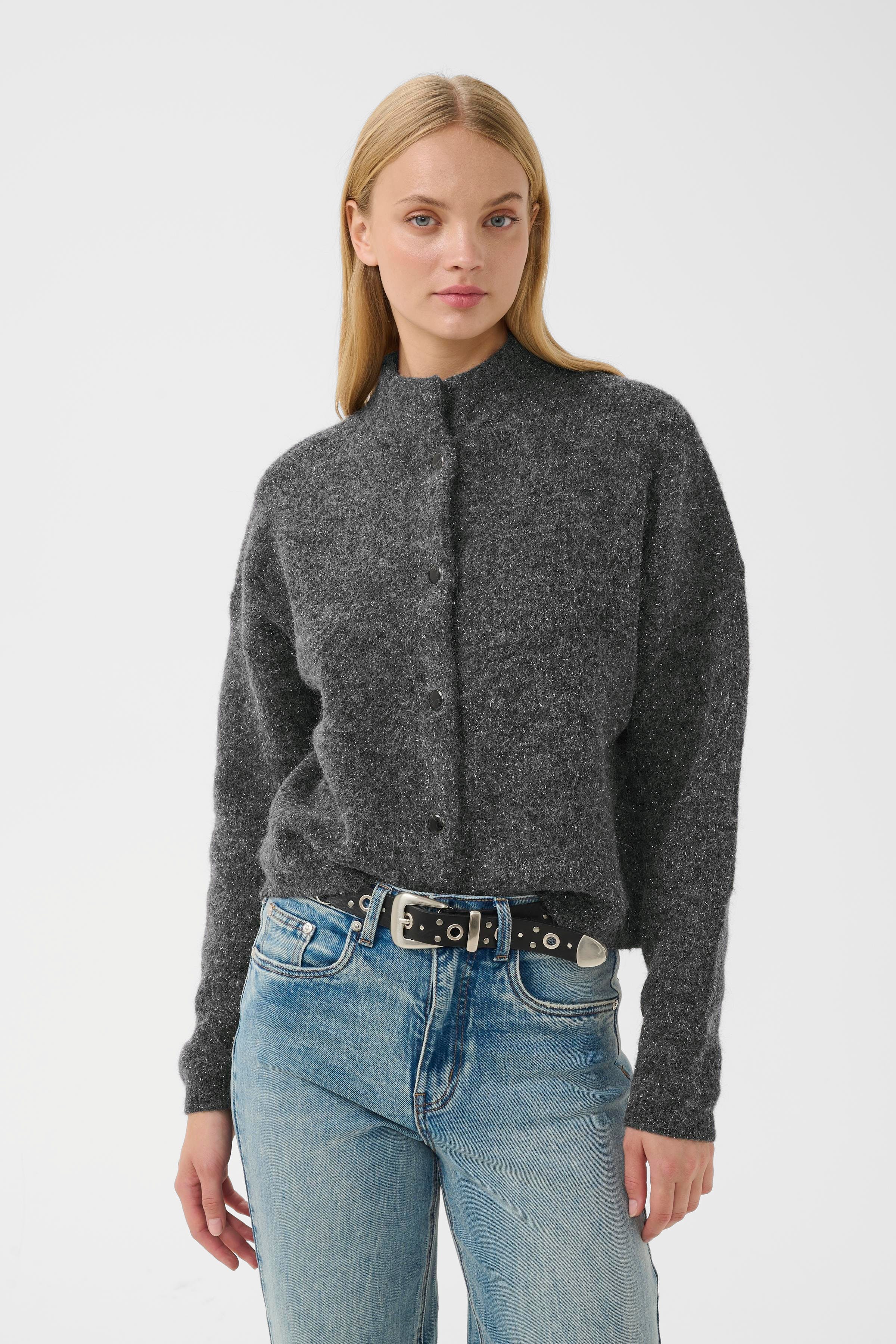 GZalpha Cardigan LOOKBOOK FRONT 10910817-108702