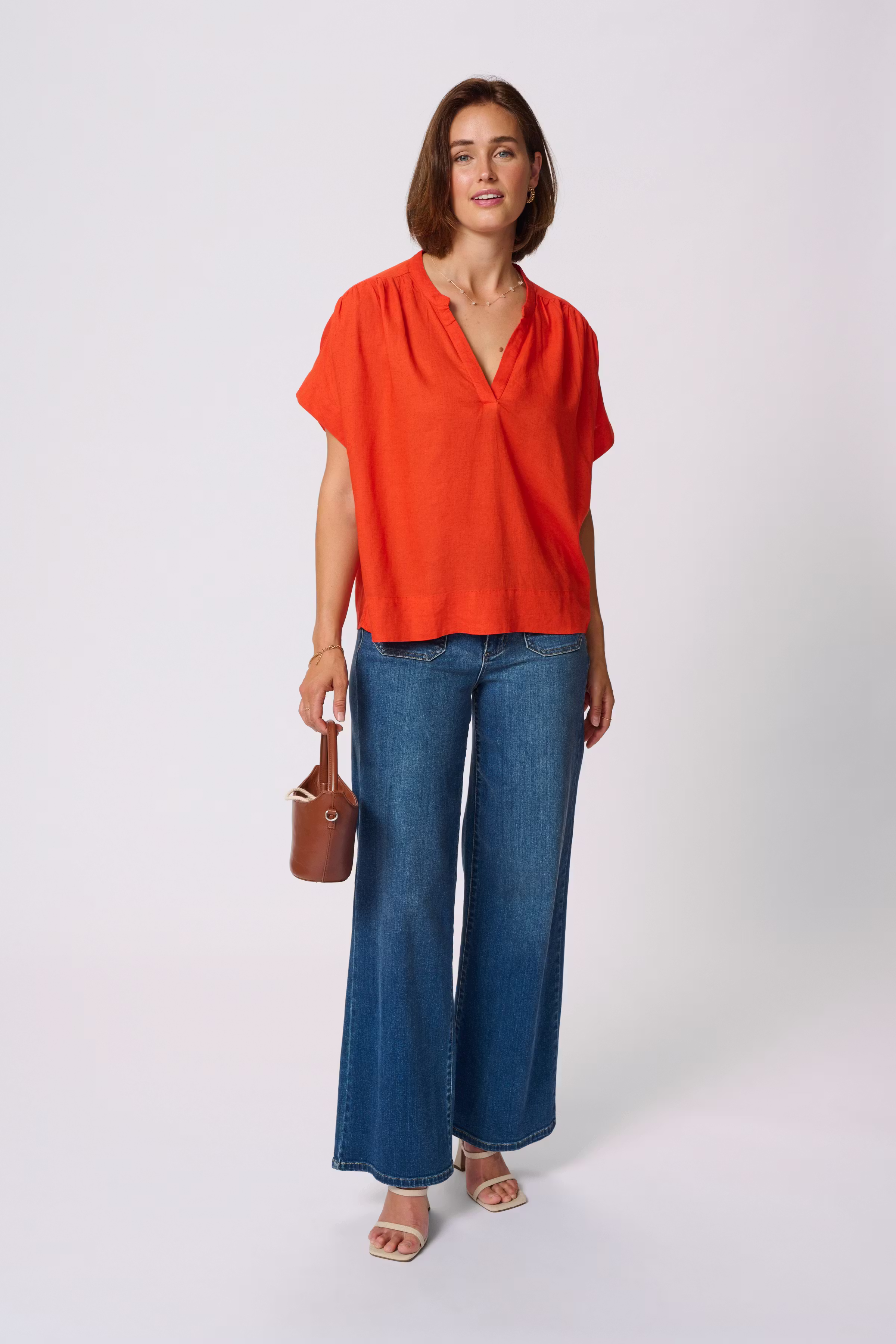KAmilia Top aus Leinen LOOKBOOK FRONT 10509670-171558