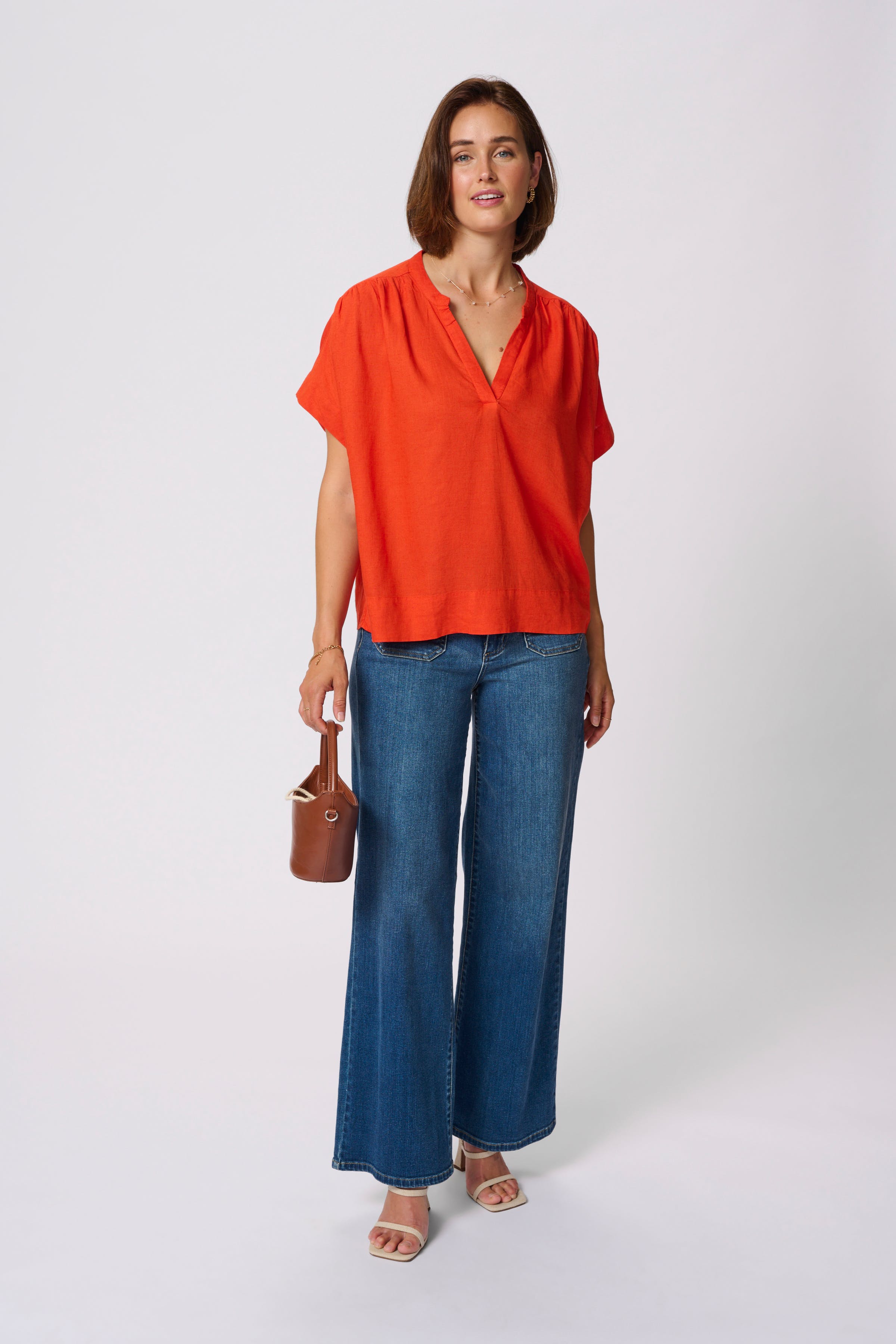 KAmilia Lin Top LOOKBOOK FRONT 10509670-171558