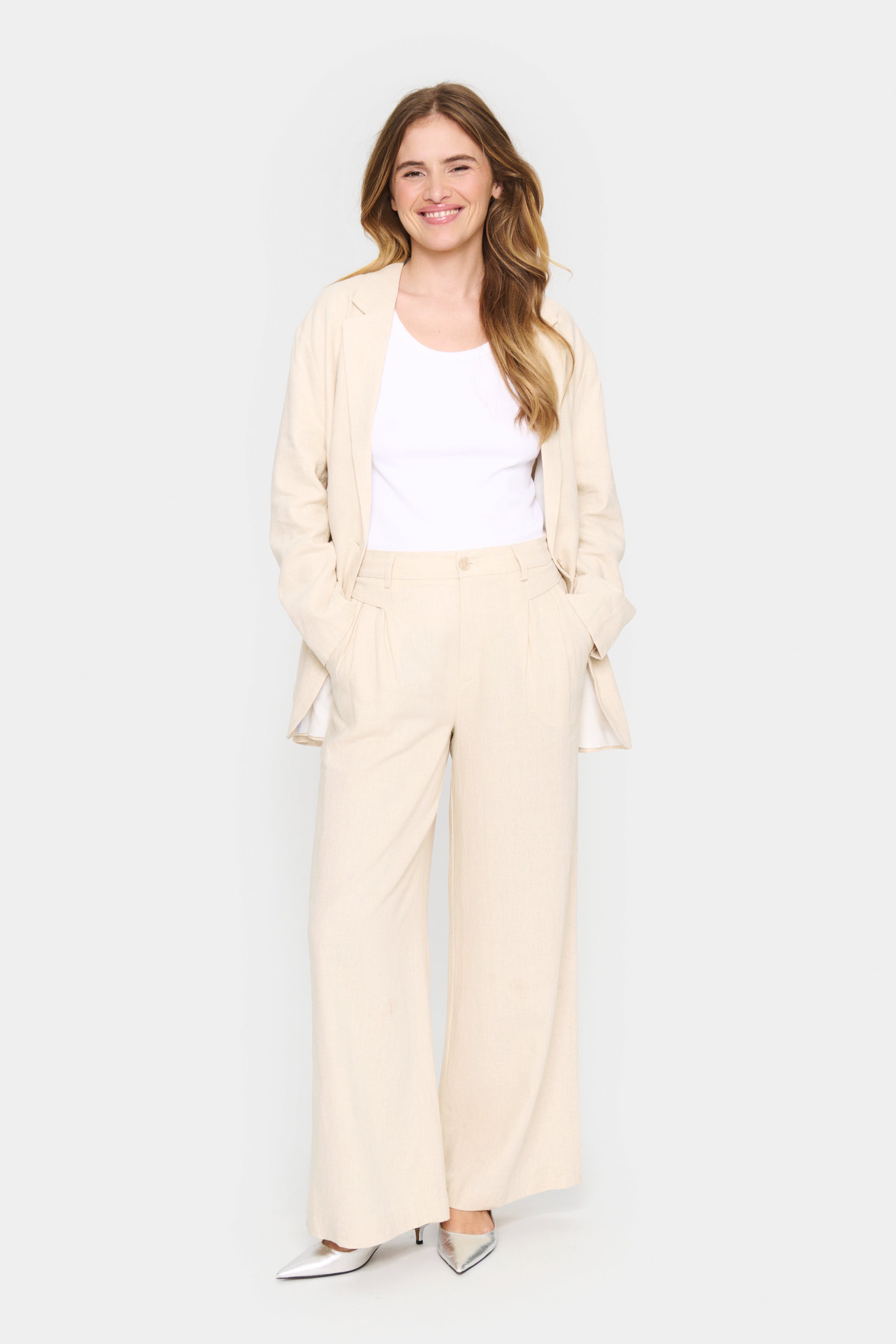 EstelleSZ Linen trousers LOOKBOOK FRONT 30513280-1306071