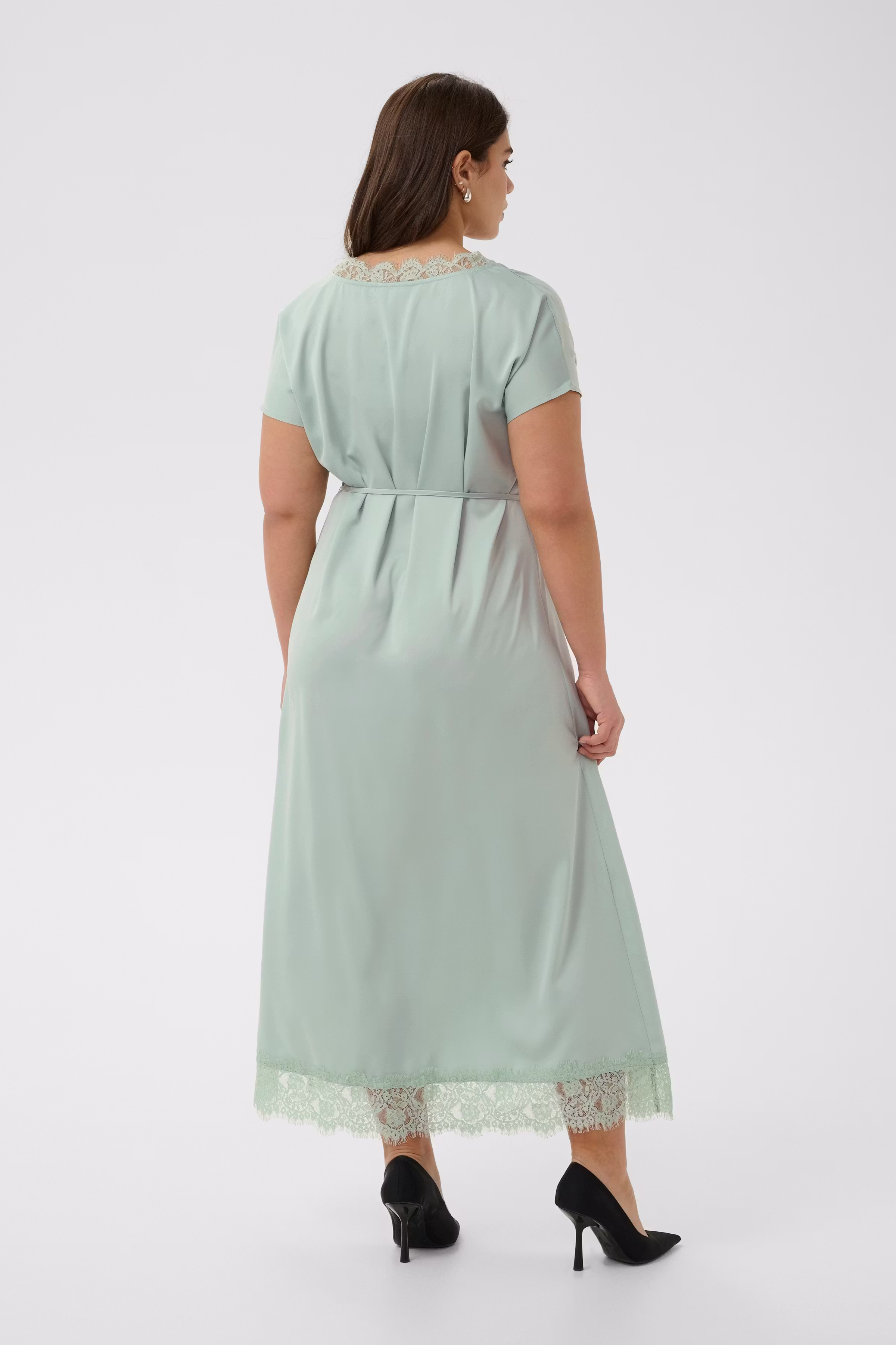 KCjamie Dress LOOKBOOK BACK 10584345-109901