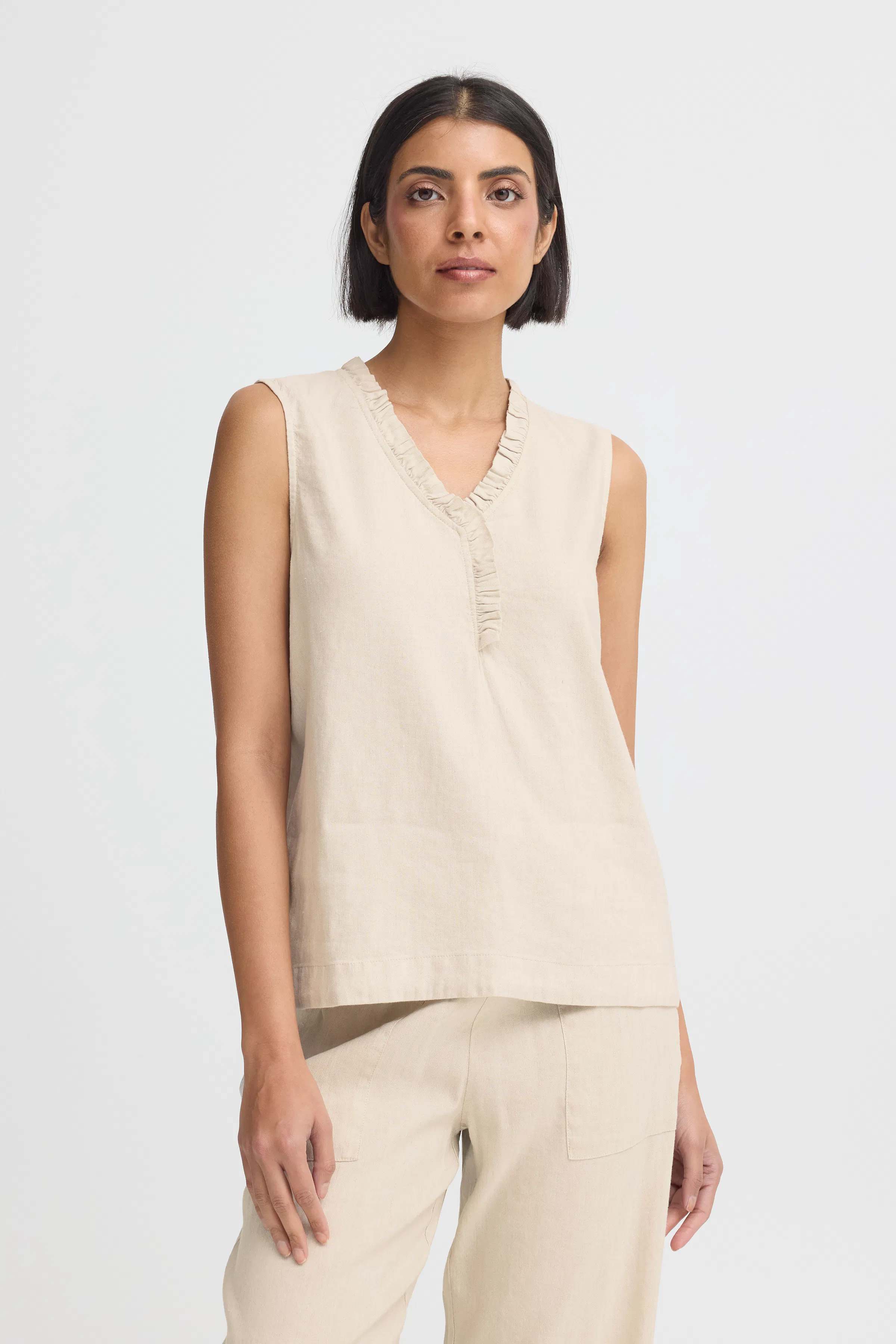 PZLUCA Bluse LOOKBOOK FRONT 50210439-1309071