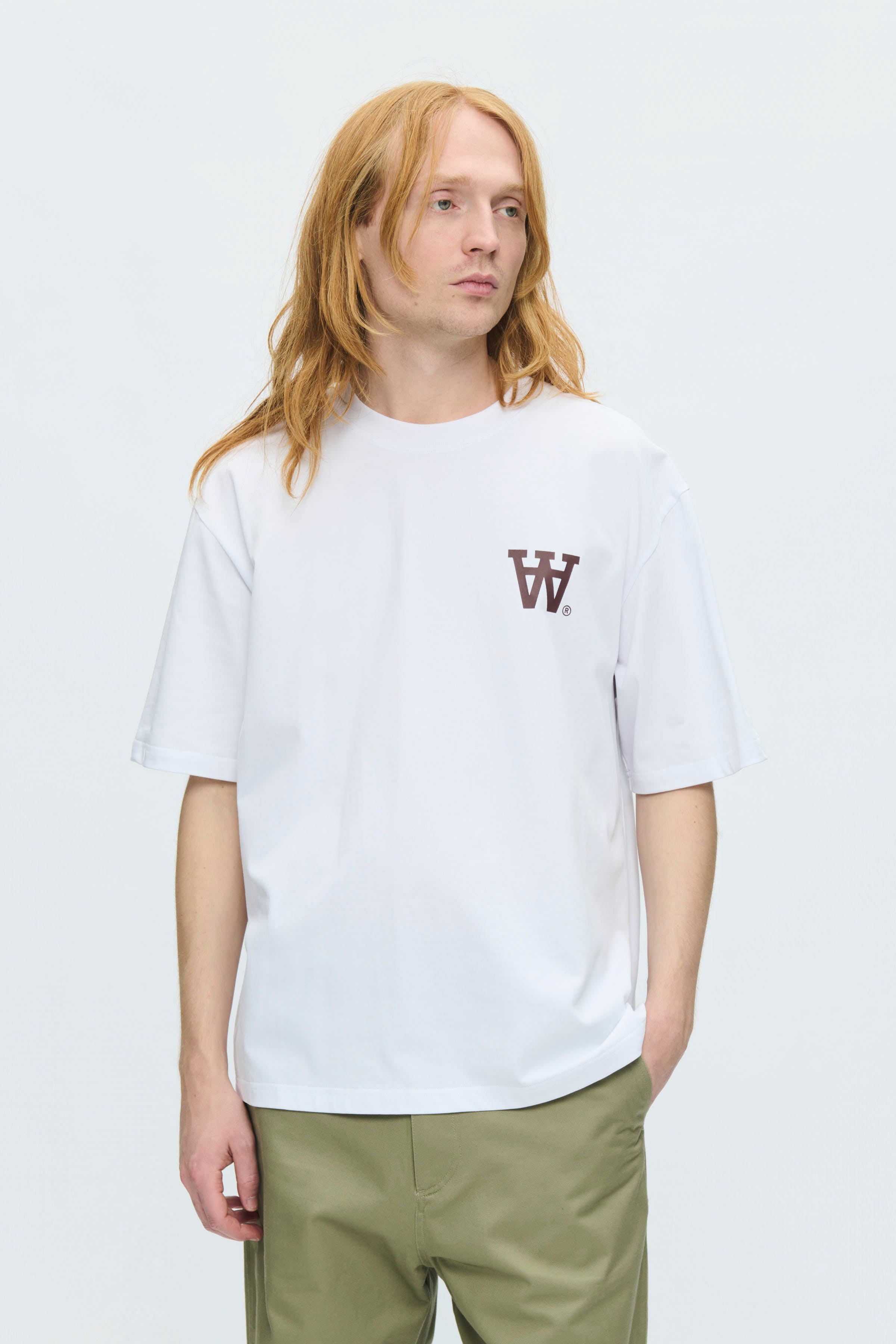 WWLiam T-shirt LOOKBOOK FRONT 30251546-305510