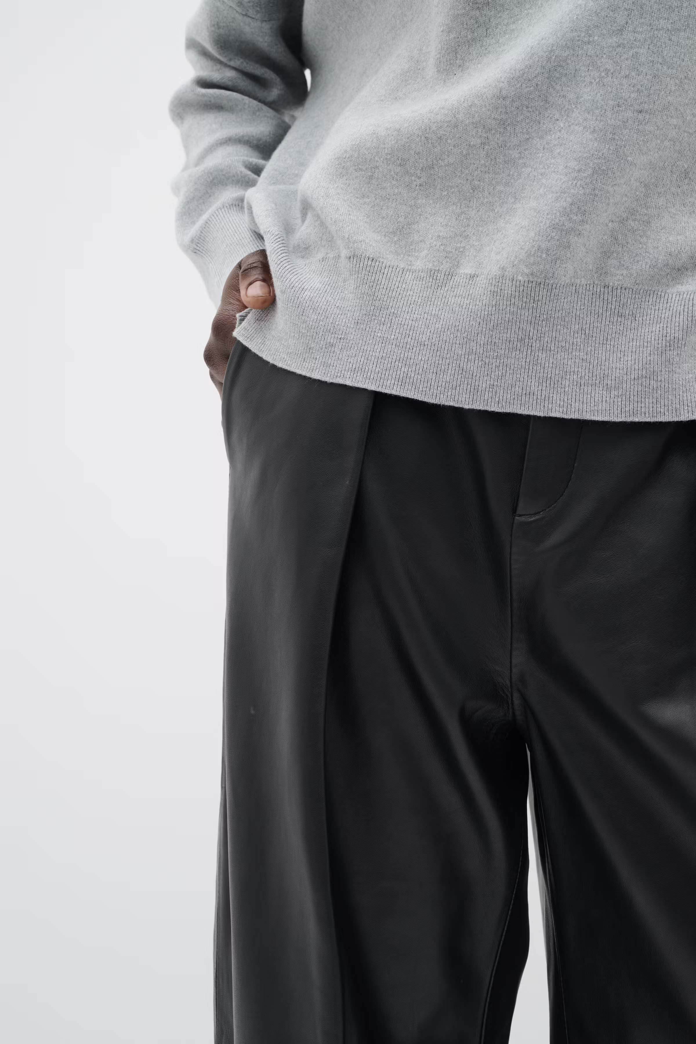 BrodiaIW Byxor LOOKBOOK DETAIL 30110997-194008