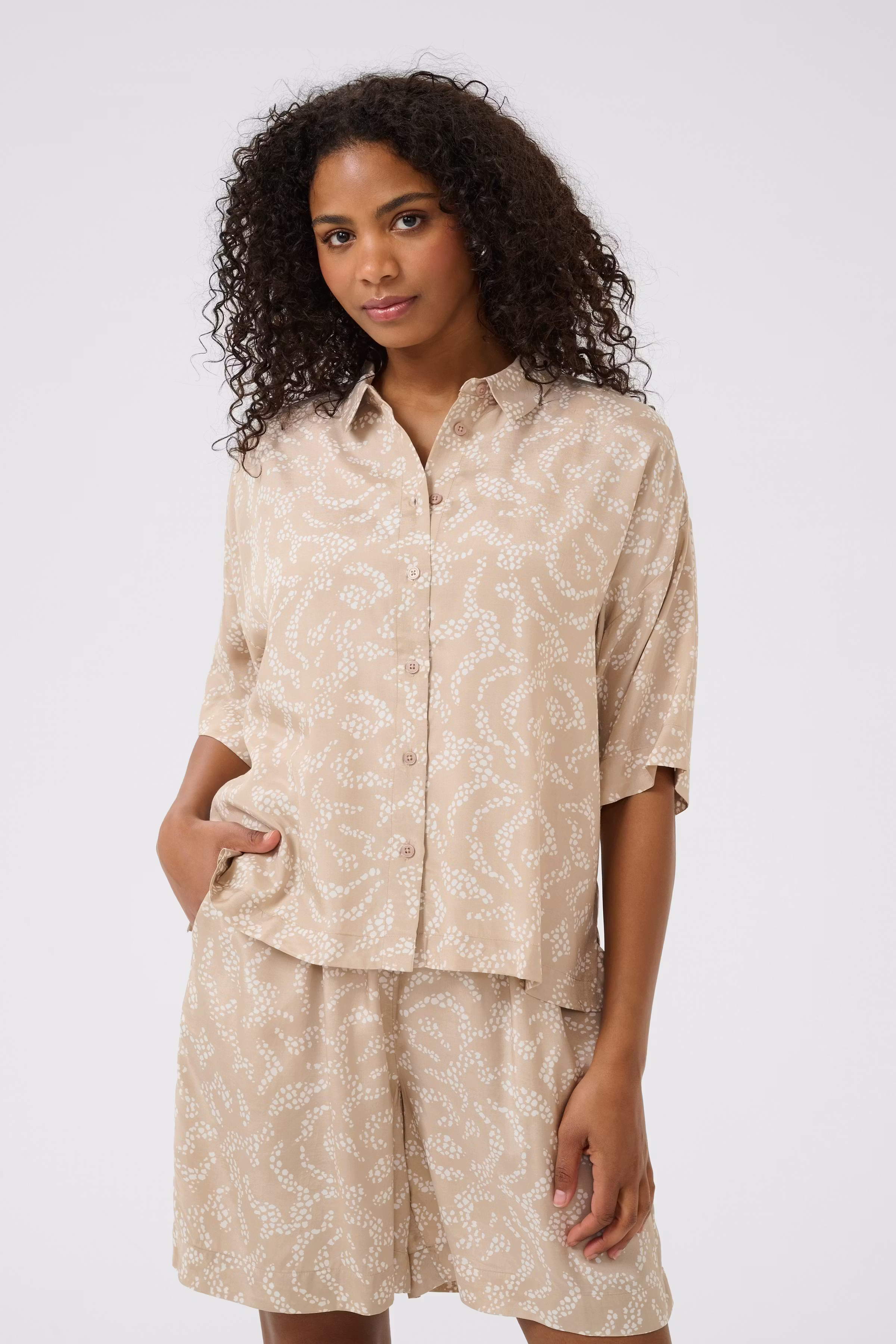 KAbarton Skjorte LOOKBOOK FRONT 10509914-108281