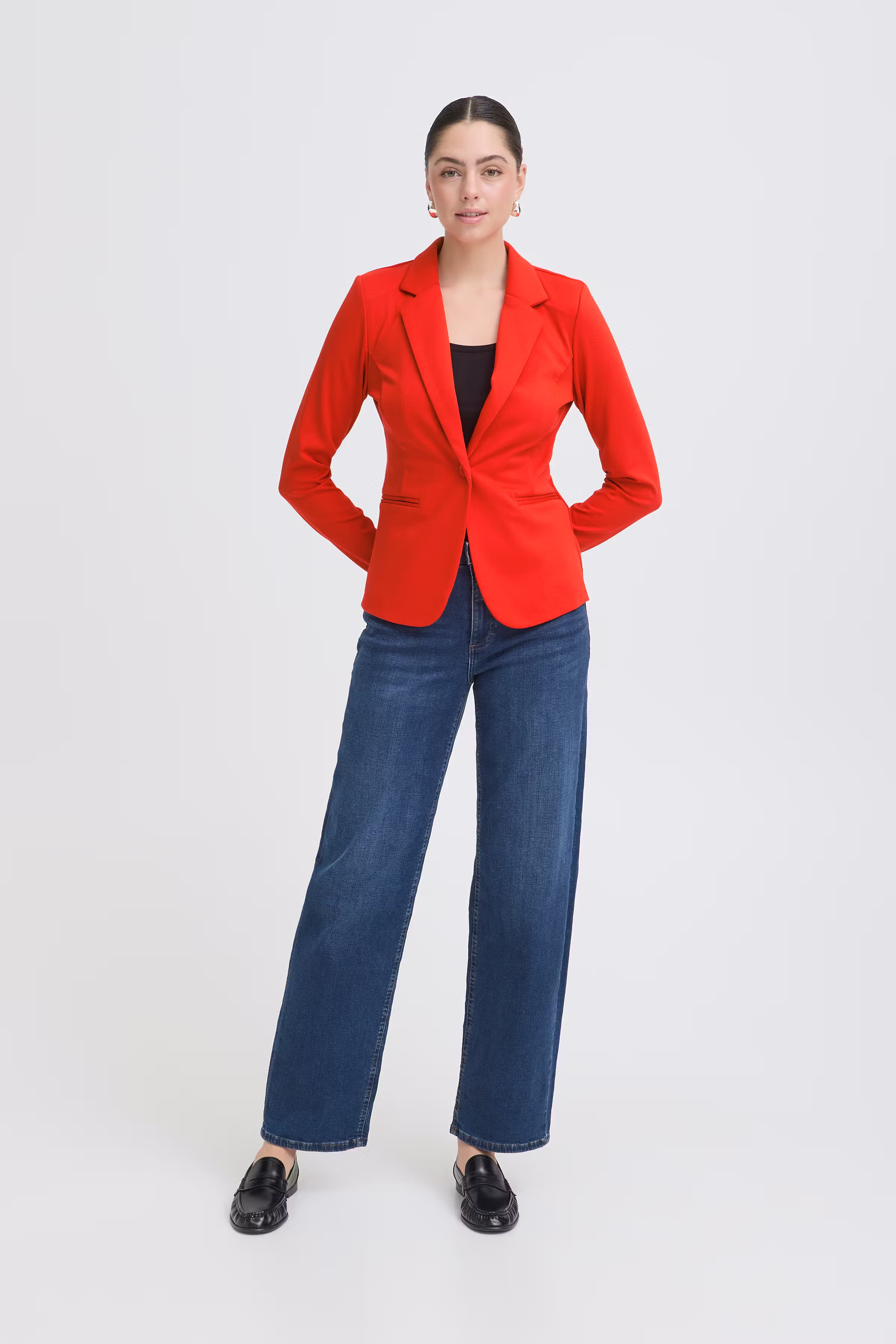 IHKATE Blazer LOOKBOOK FRONT 20101801-181664
