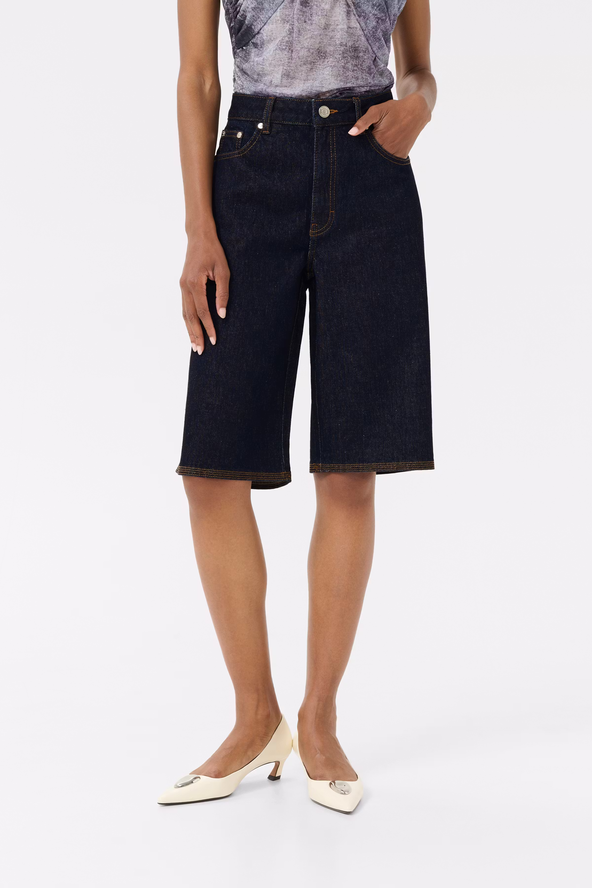 GZsummer Shorts LOOKBOOK FRONT 10910456-107896