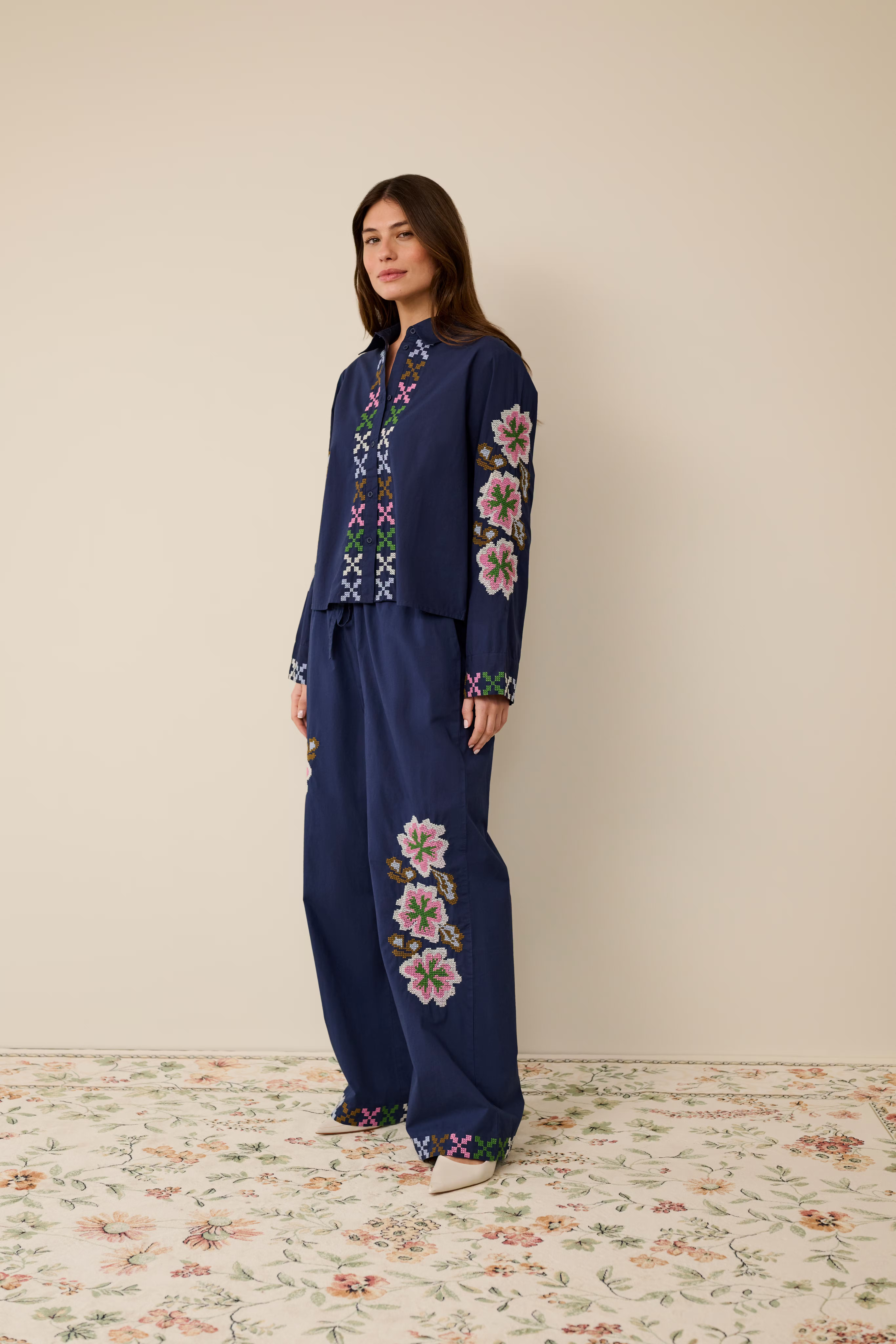 CUbreezy Skjorte med broderi LOCATION NONE 50112708-194024